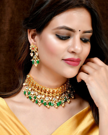 Royal Kundan Elegance Choker set