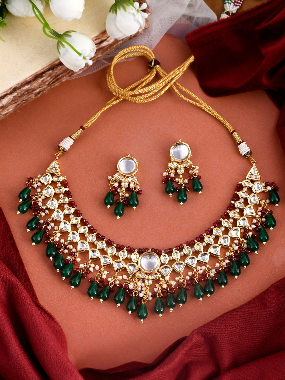 Dastoor Gold-Plated Red  White Kundan Studded Jewellery Set