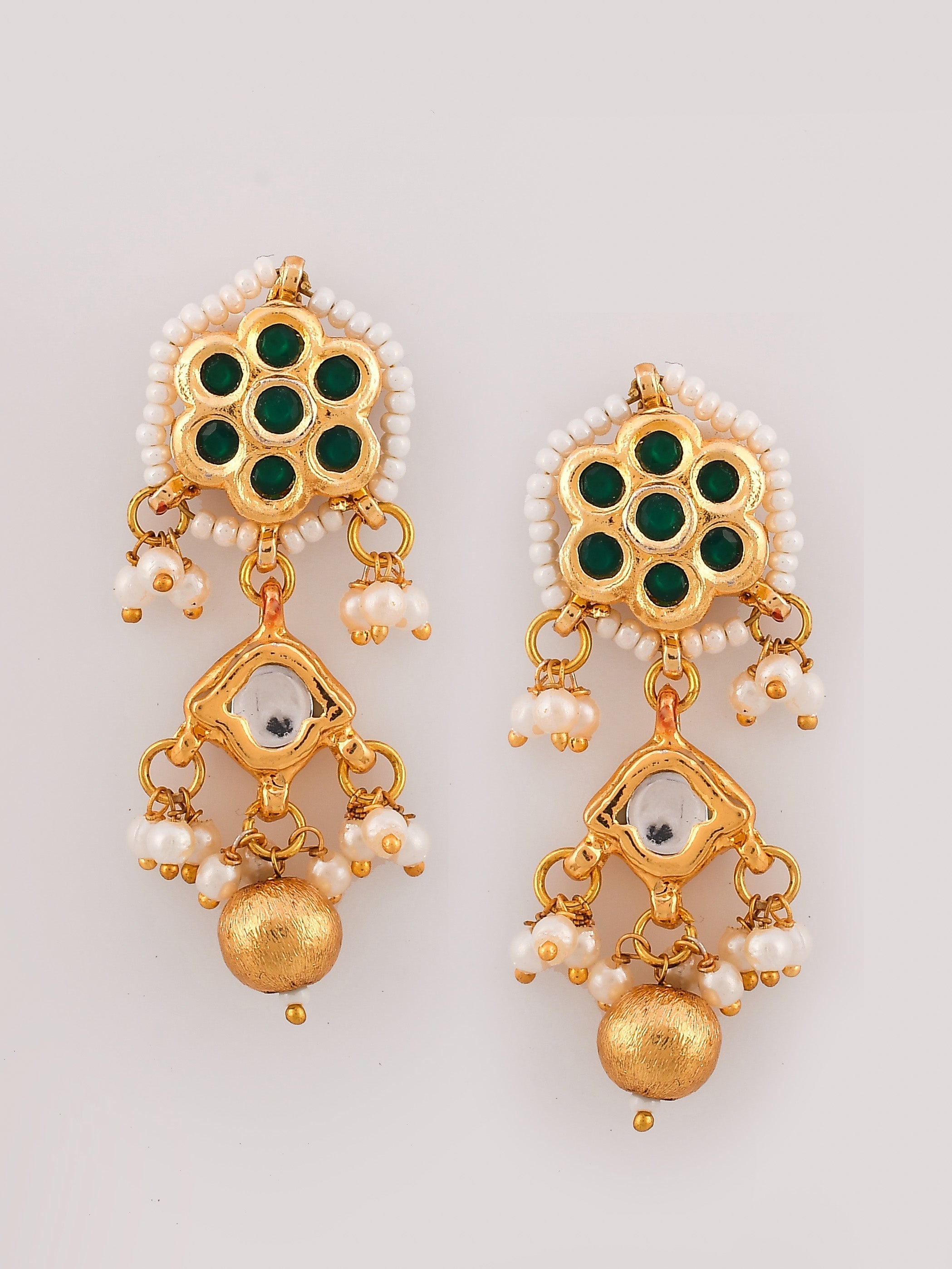 Gold-Plated White Kundan Studded  Beaded Jewellery Set