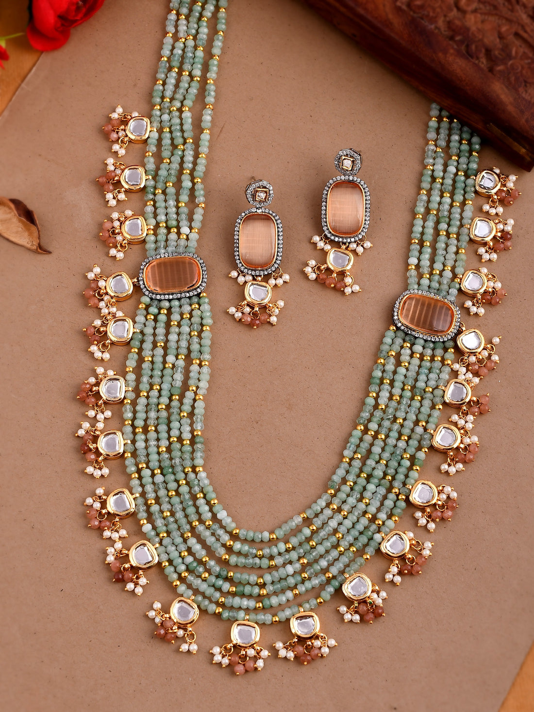 Dastoor Gold-Toned Kundan Studded Jewellery Set