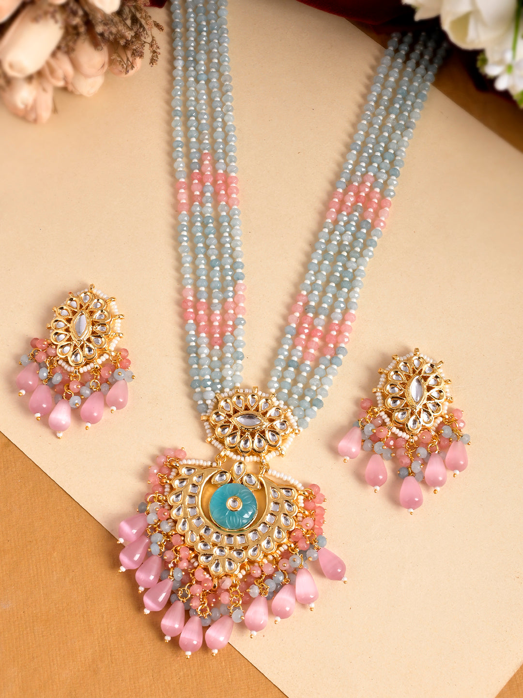 Majestic Mosaic Kundan Artistry set