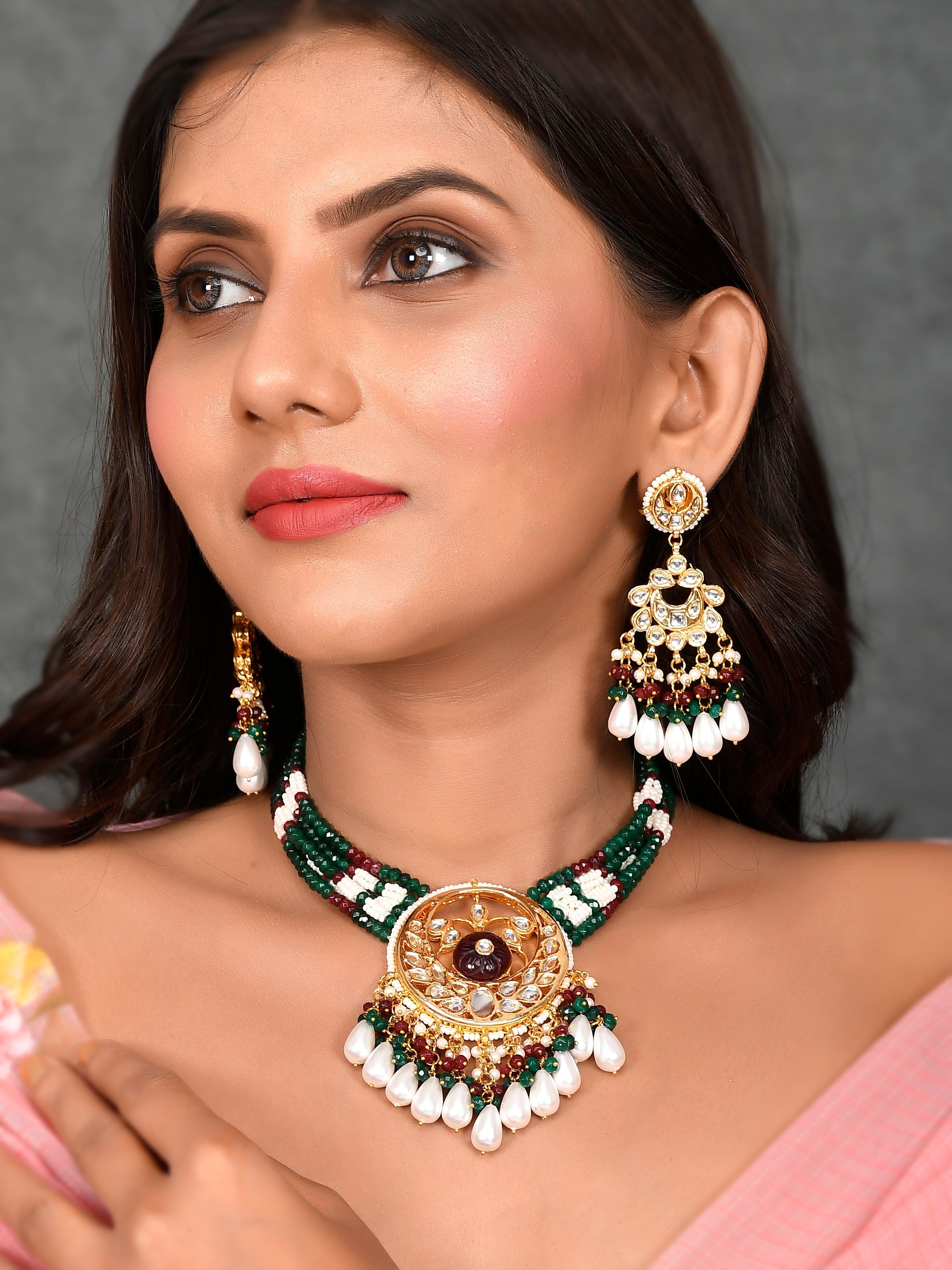 Elegance Kundan Masterpiece Necklace Set
