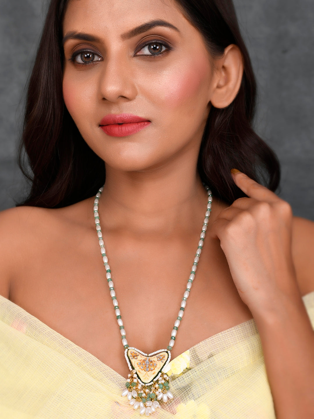 Gilded Glamour Kundan Necklace Set
