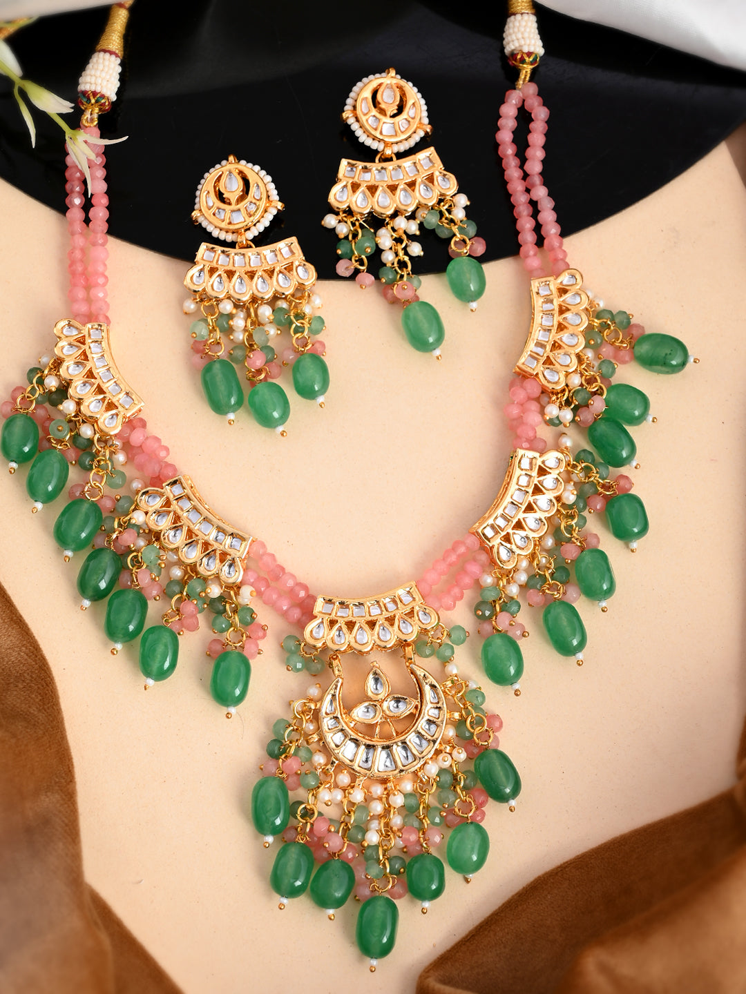 Golden Aura Choker Necklace Set