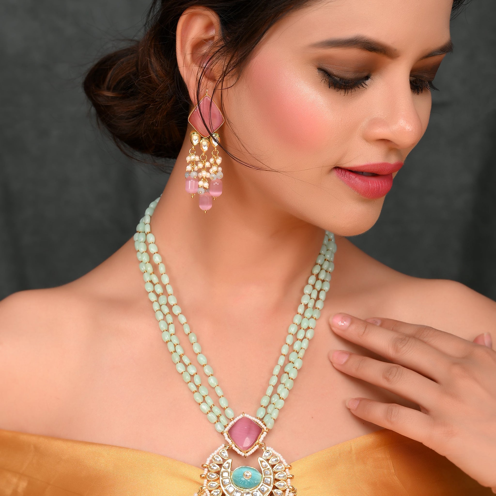 Gleaming Kundan Cascade Necklace Set