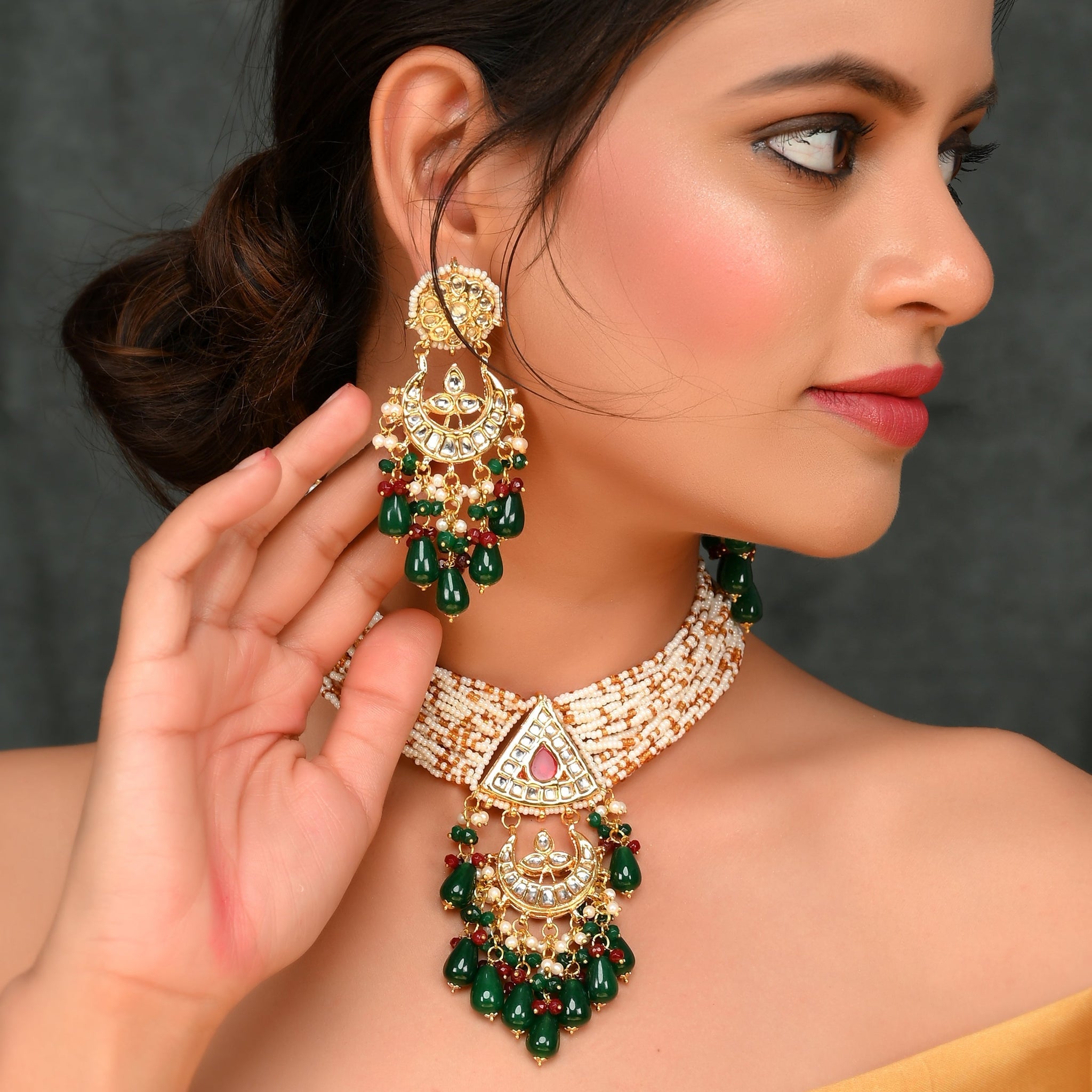 Pearl Palace Choker Necklace Set