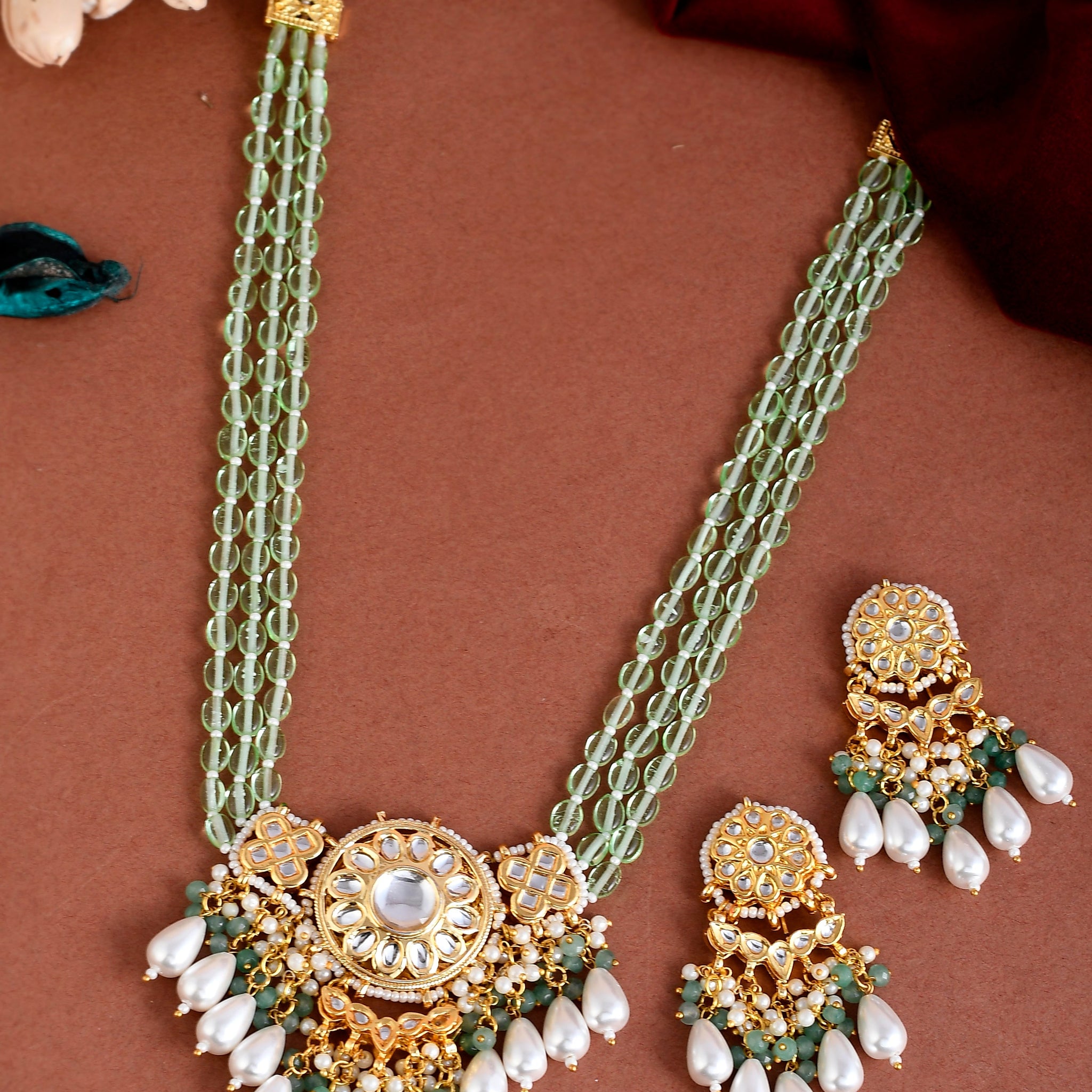 Desiner Necklce