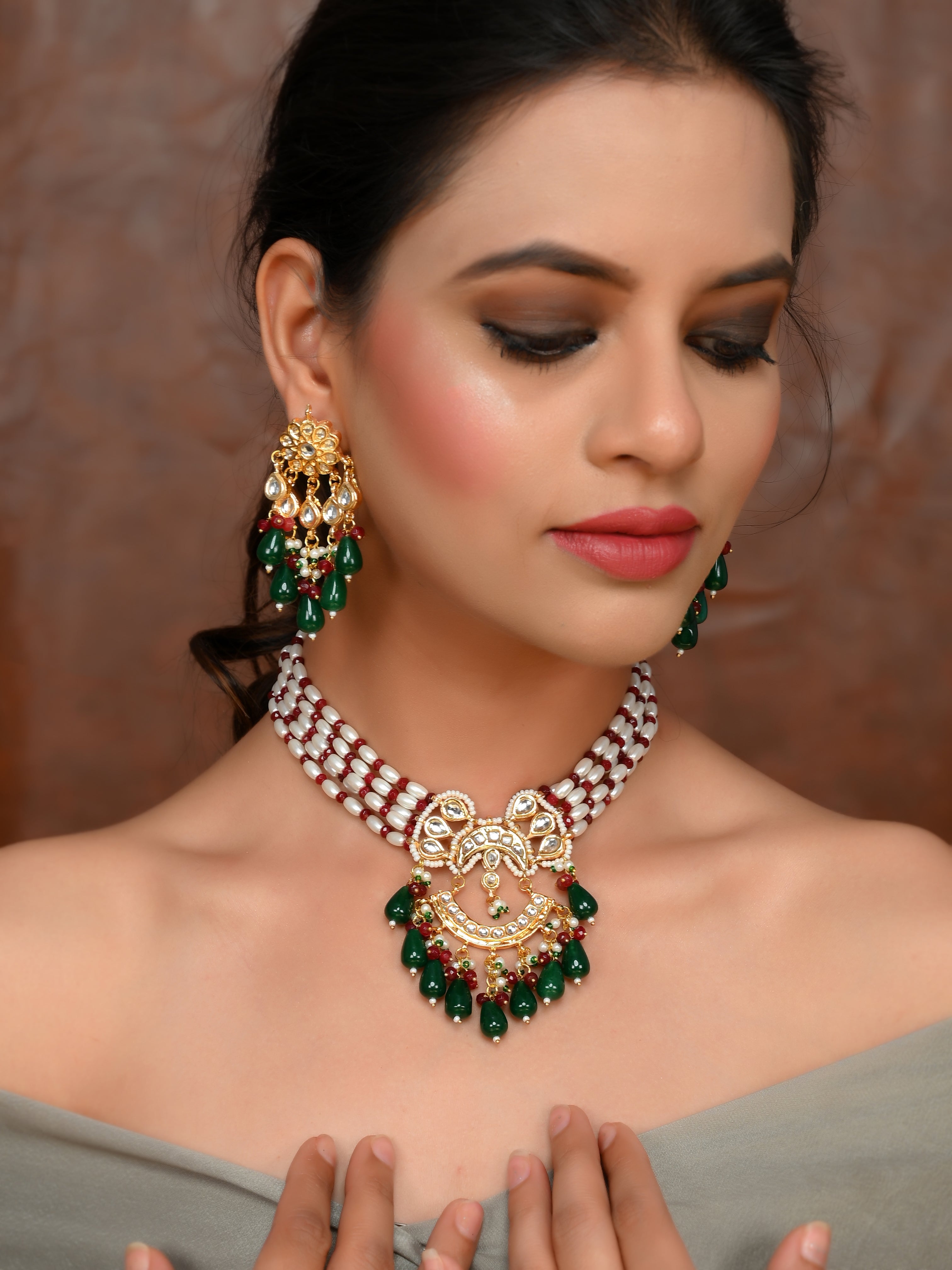 Green Gem Cascade Ensemble Necklace Set
