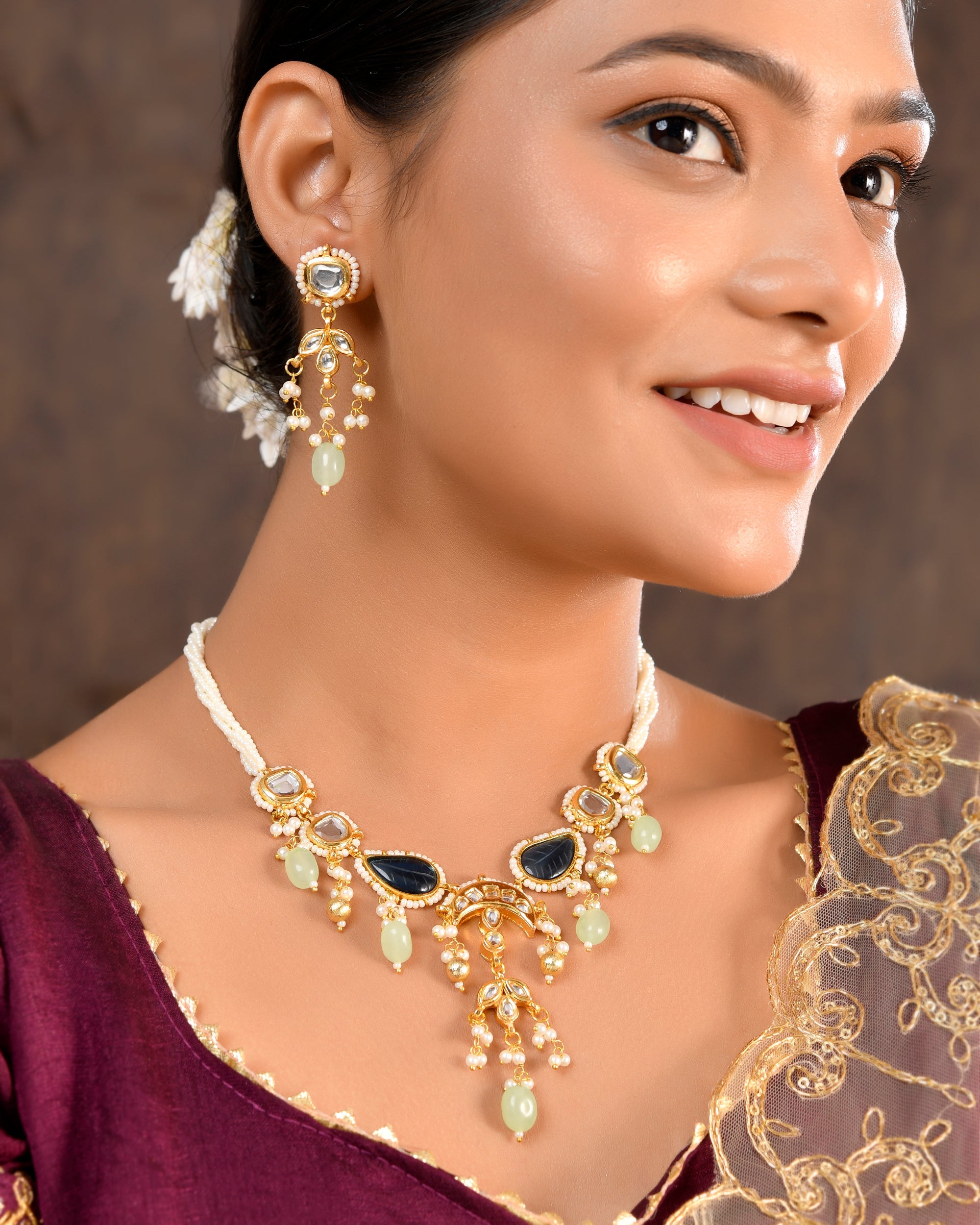 Desiner Necklce