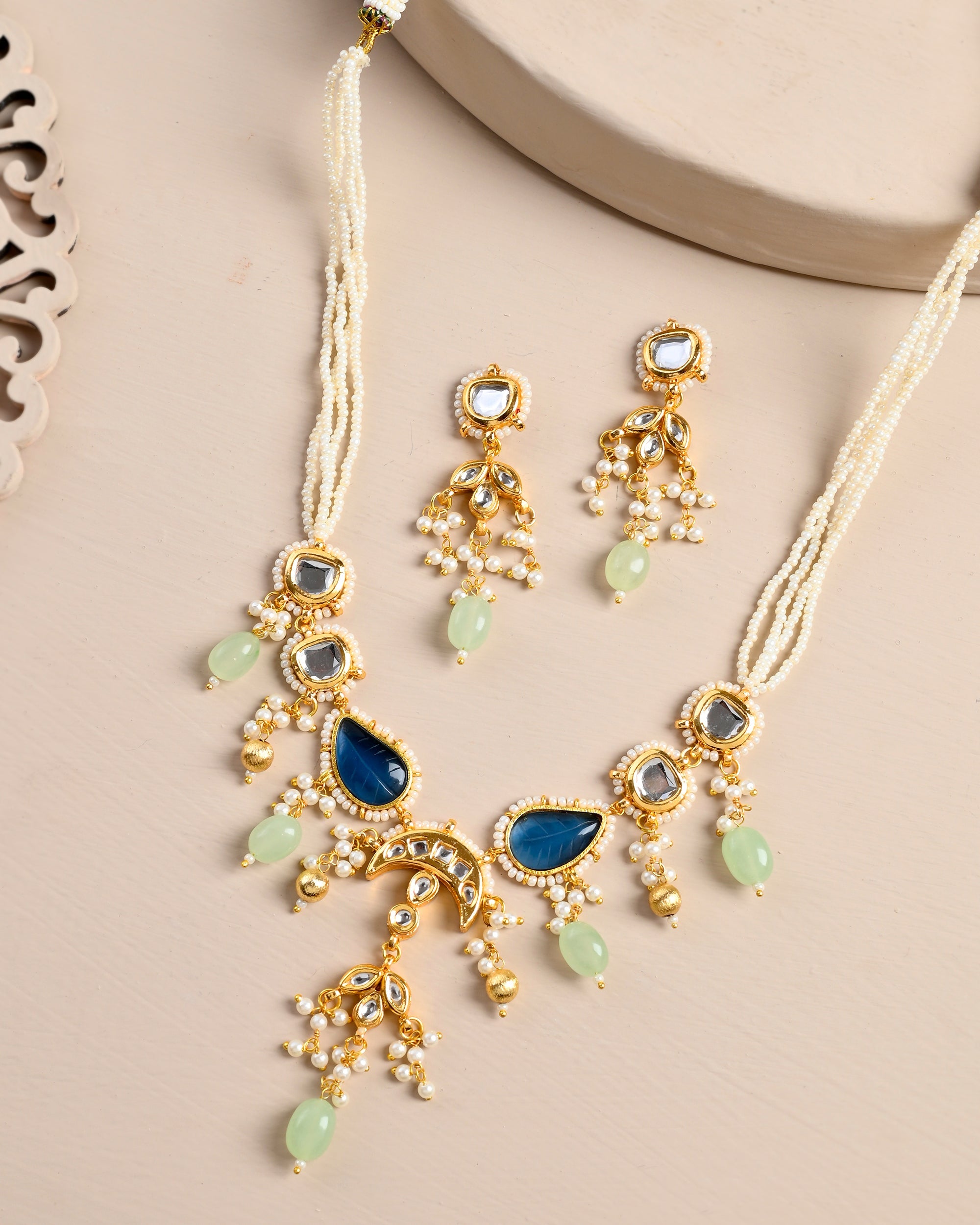 Desiner Necklce