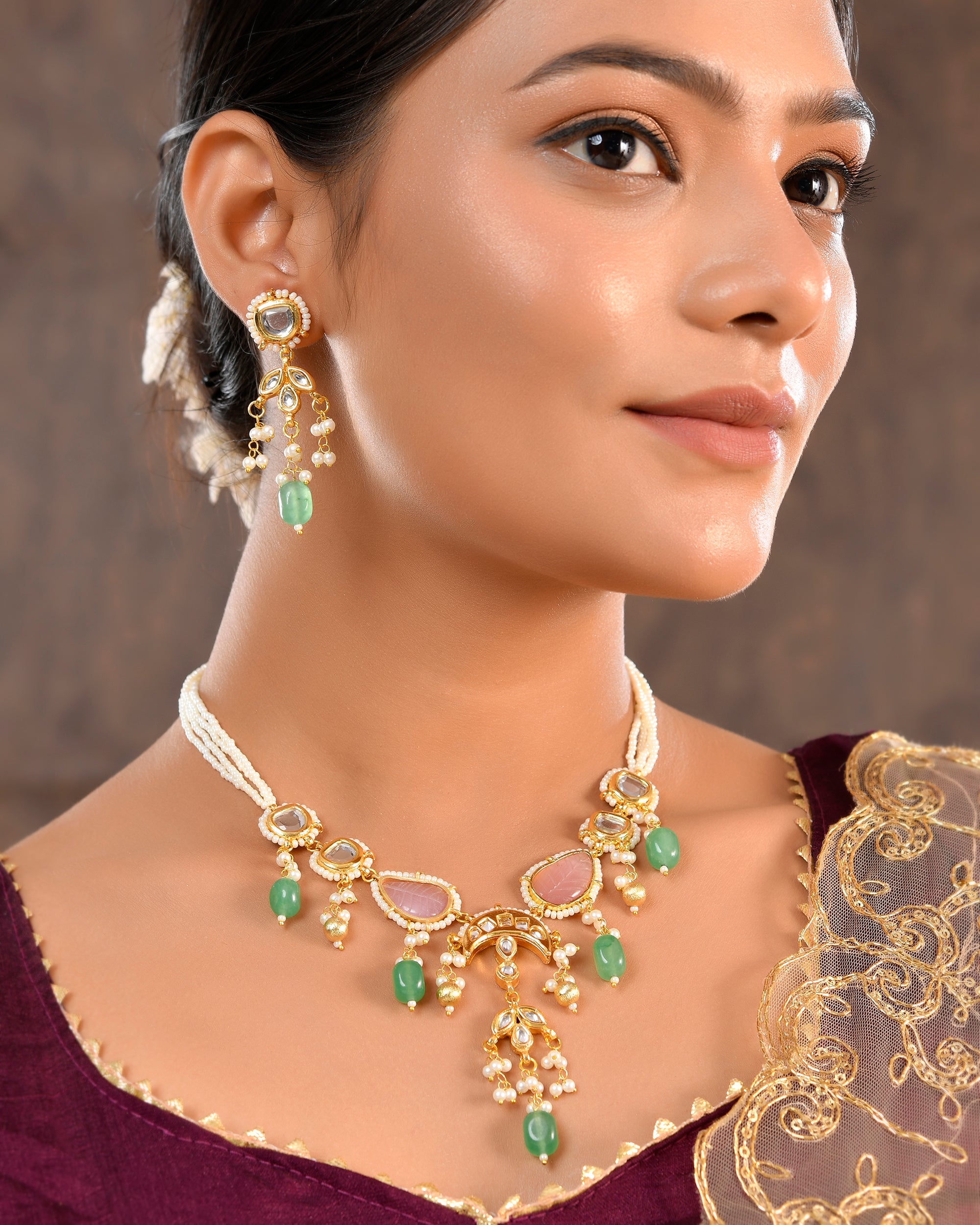 Desiner Necklce