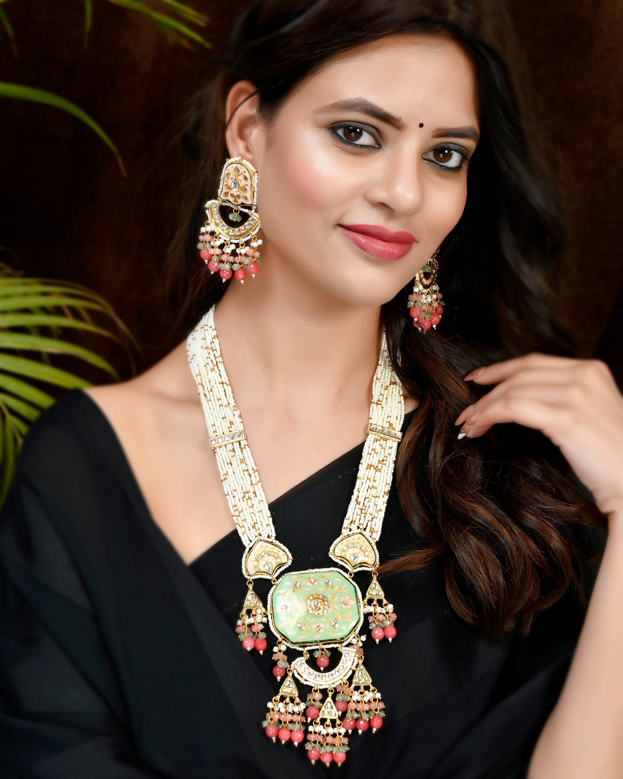 Dastoor Promiscuous Handmade such Fine Necklace Set