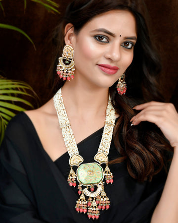 Dastoor Promiscuous Handmade such Fine Necklace Set