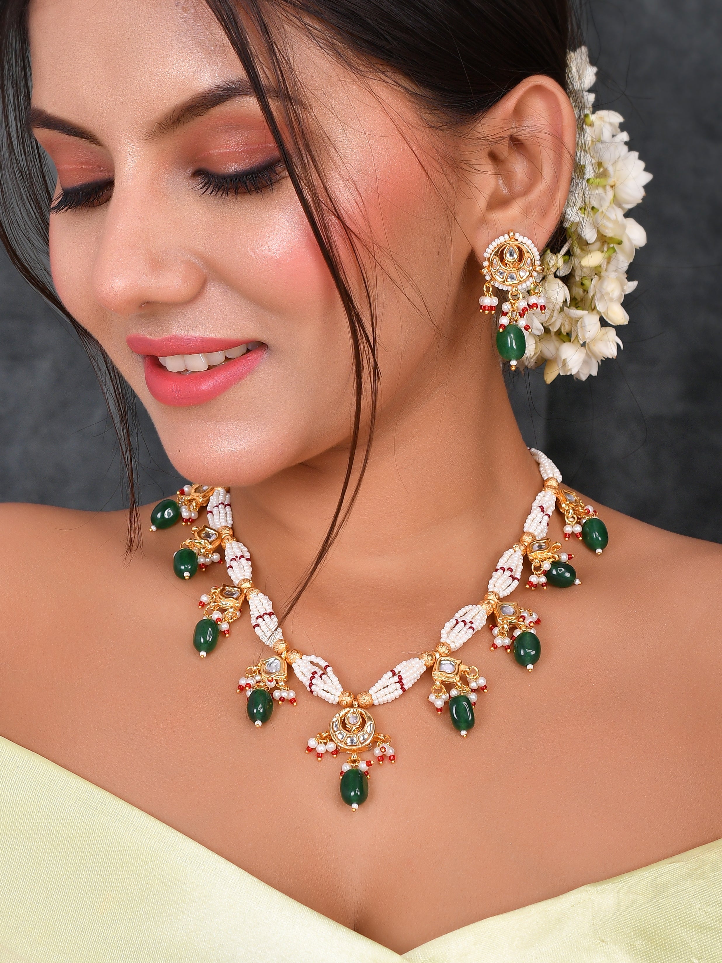 Kundan Radiant Jewel Set