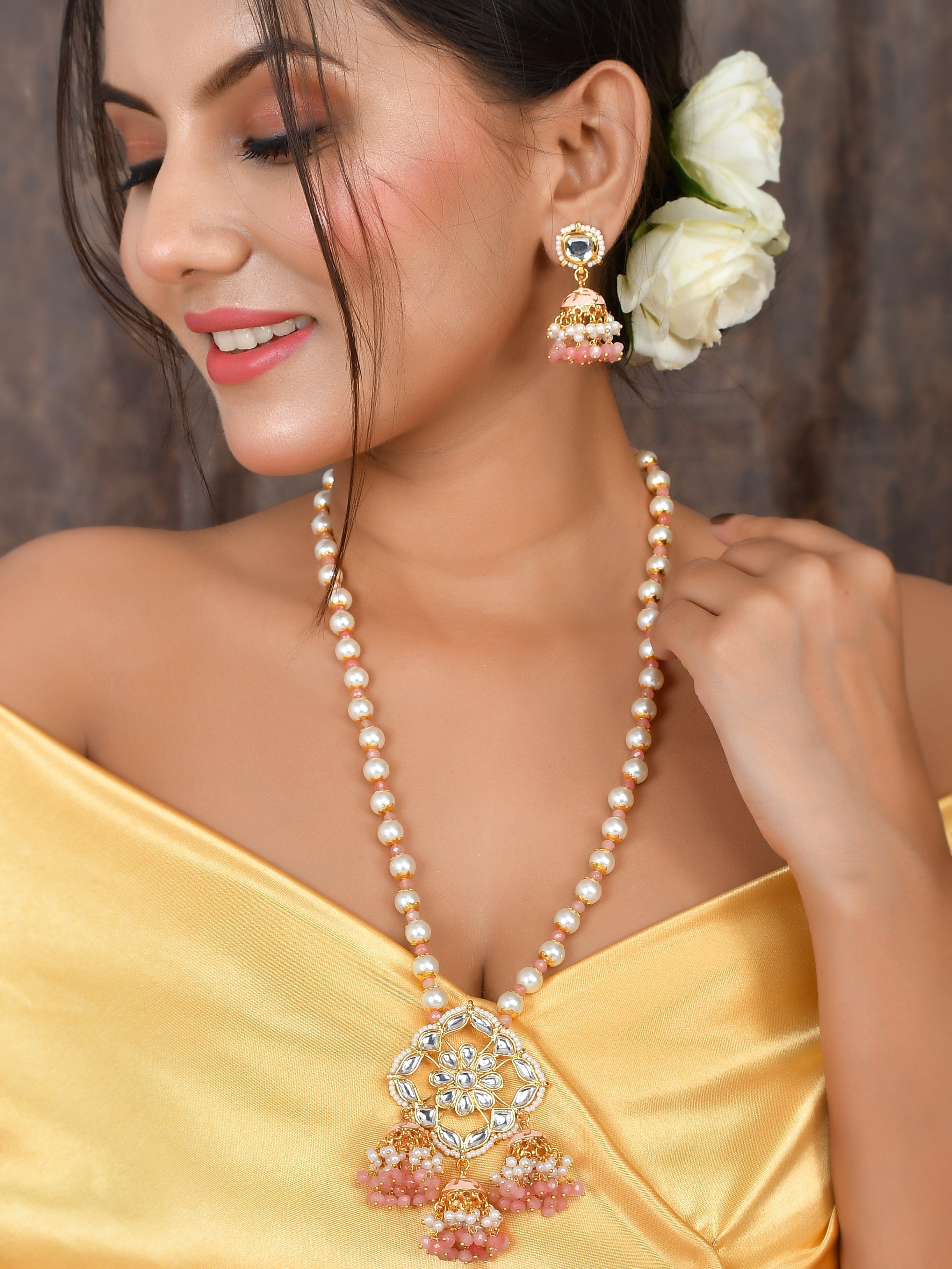 Kundan Timeless Splendor Necklace Set