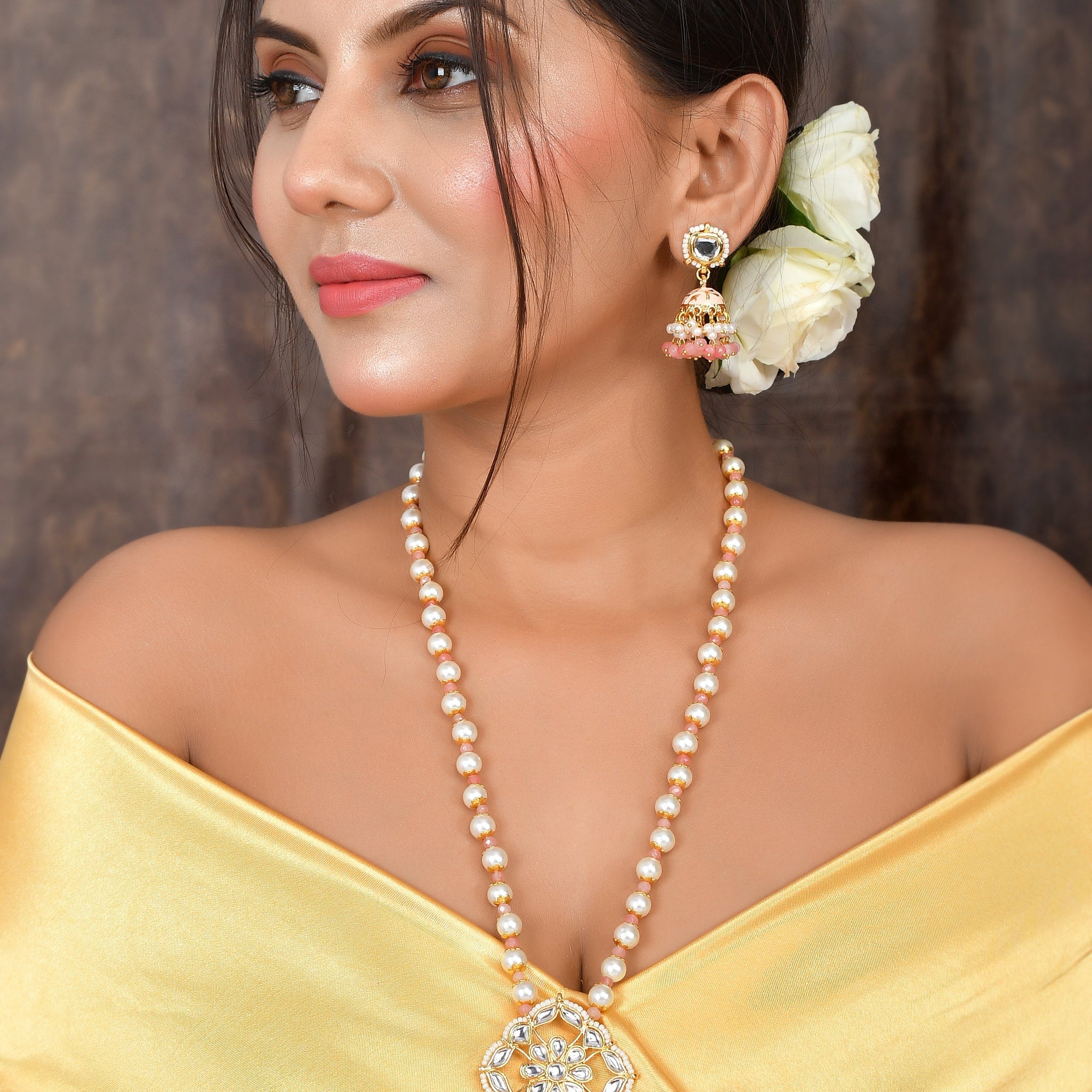Kundan Timeless Splendor Necklace Set