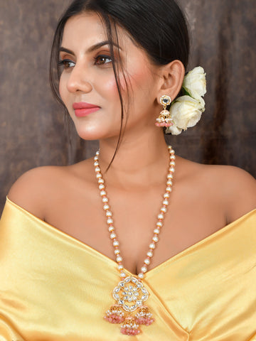 Kundan Timeless Splendor Necklace Set