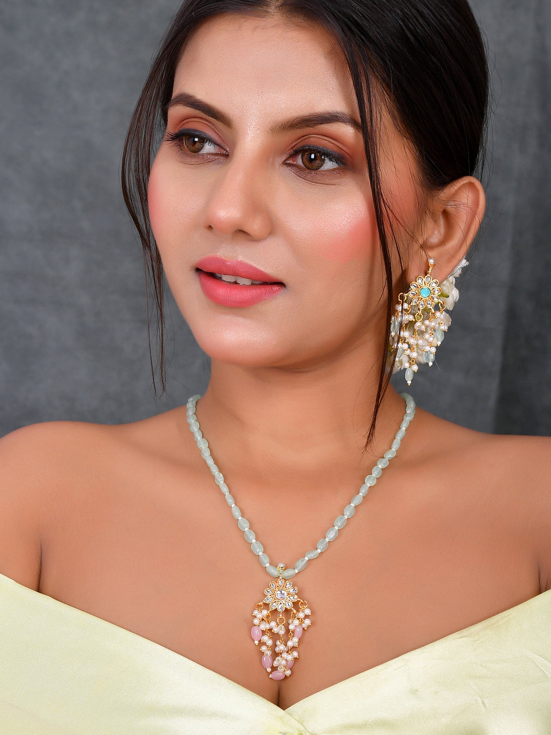 Kundan Queen's Delight Mint Necklace Set