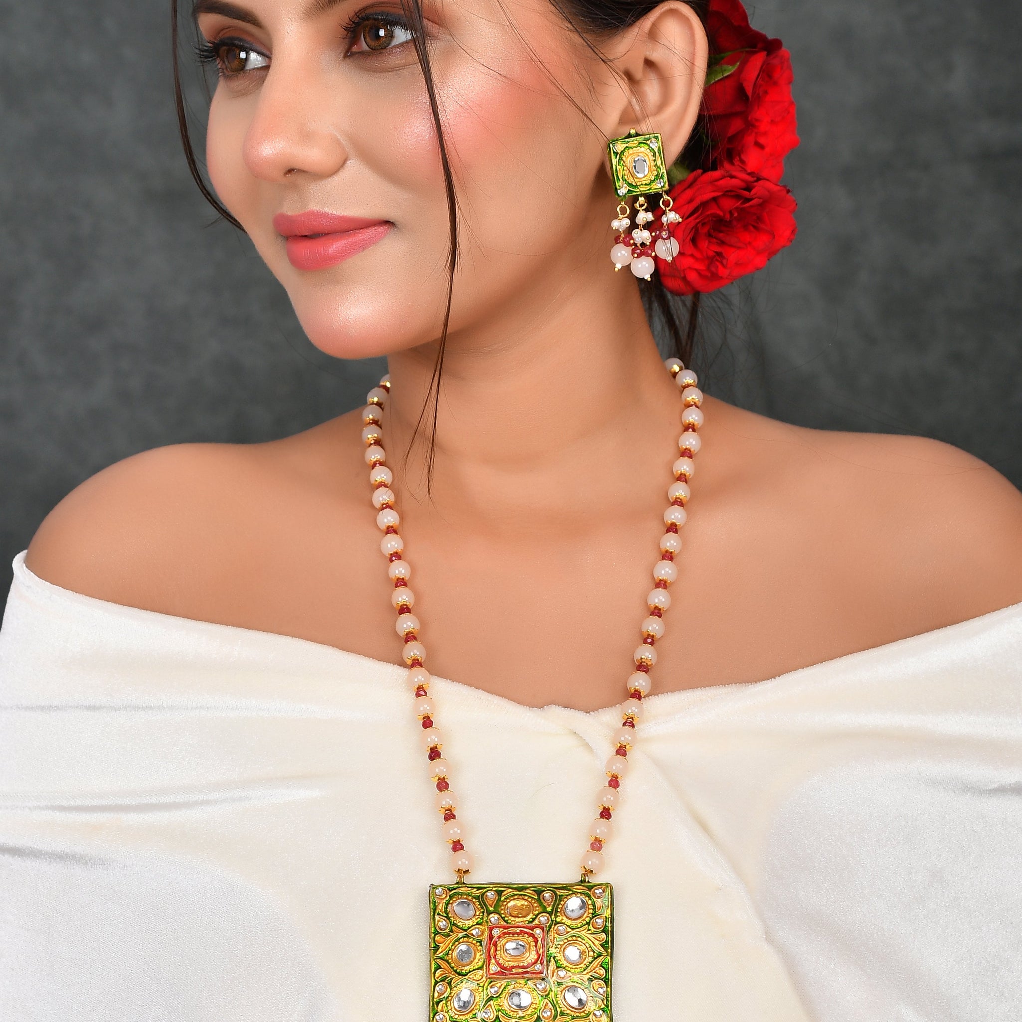 Graceful Meenakari Delight