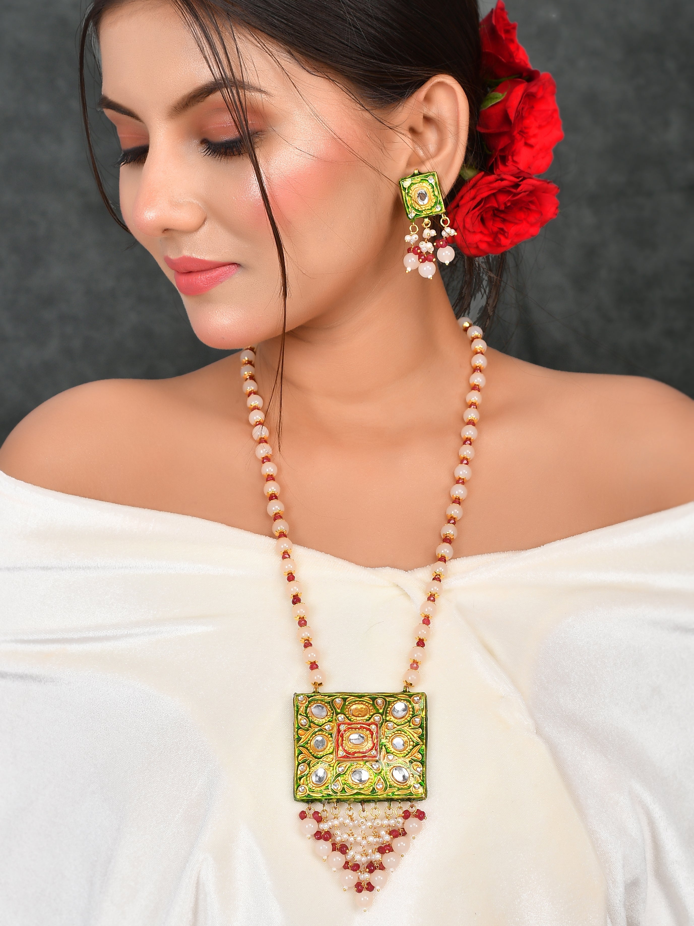 Graceful Meenakari Delight