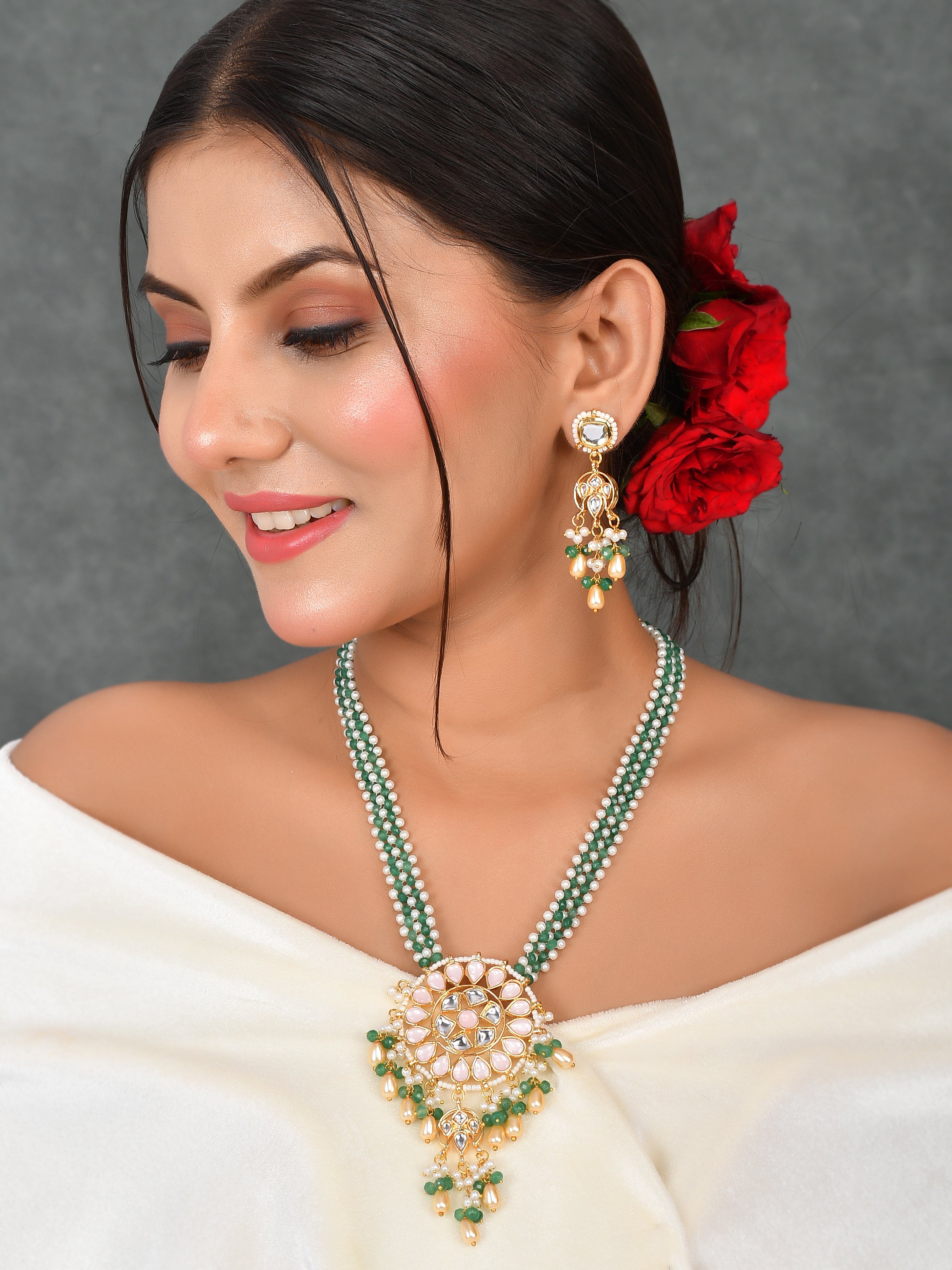 Graceful Gems Pendant Necklace Set
