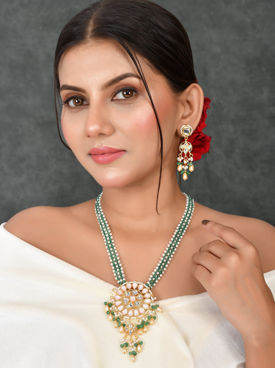 Graceful Gems Pendant Necklace Set