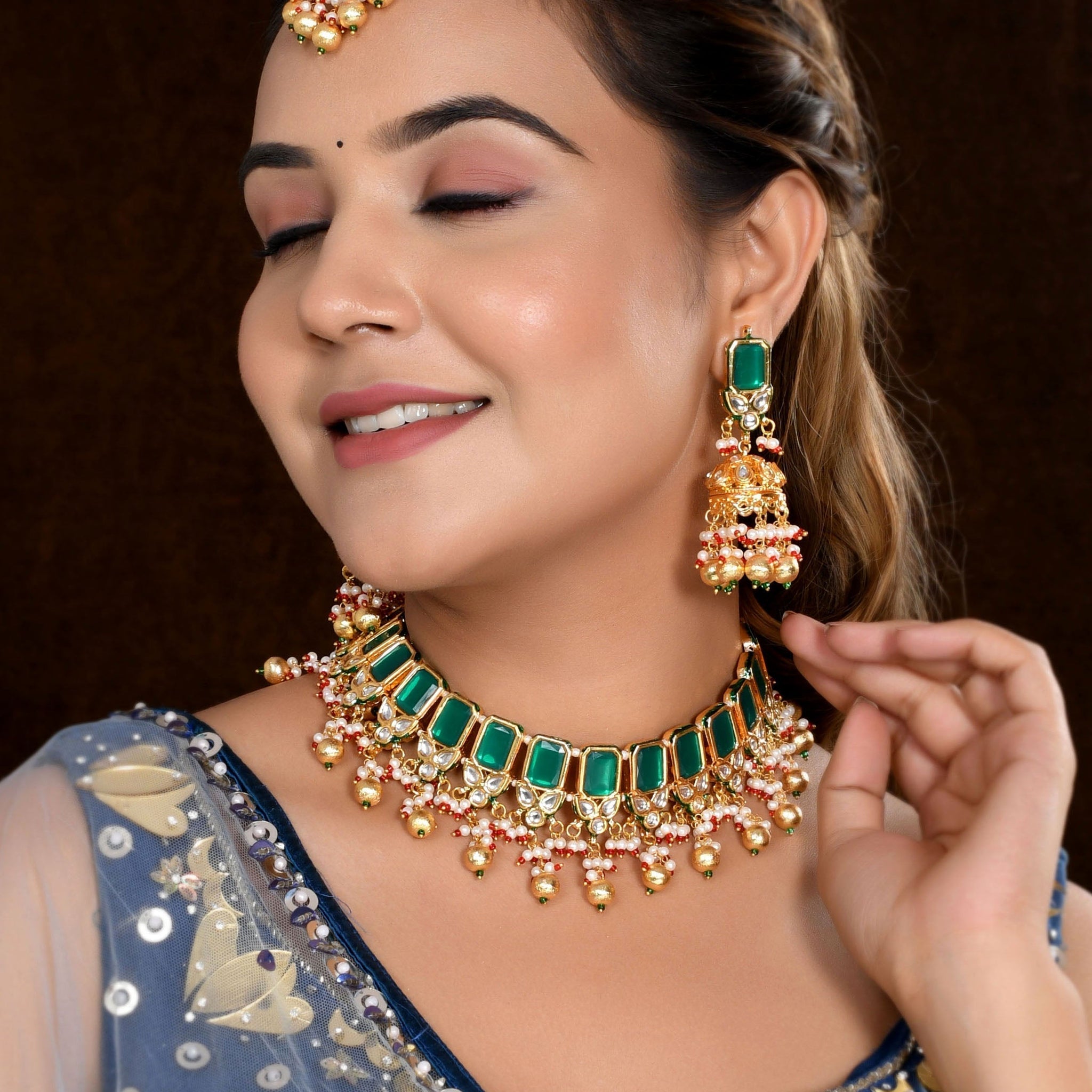 Exquisite Royal Filigree