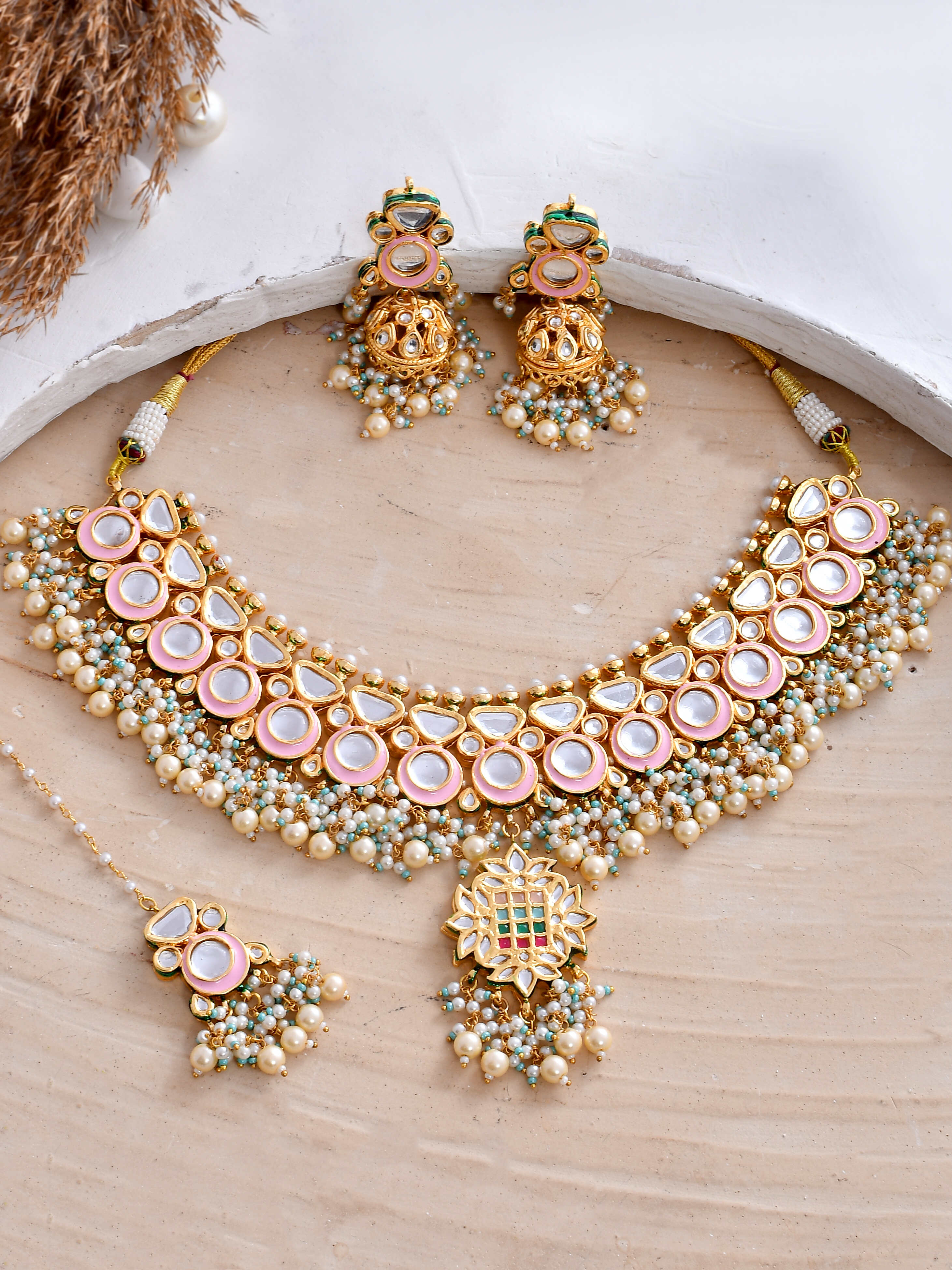 Vintage Kundan Reverie