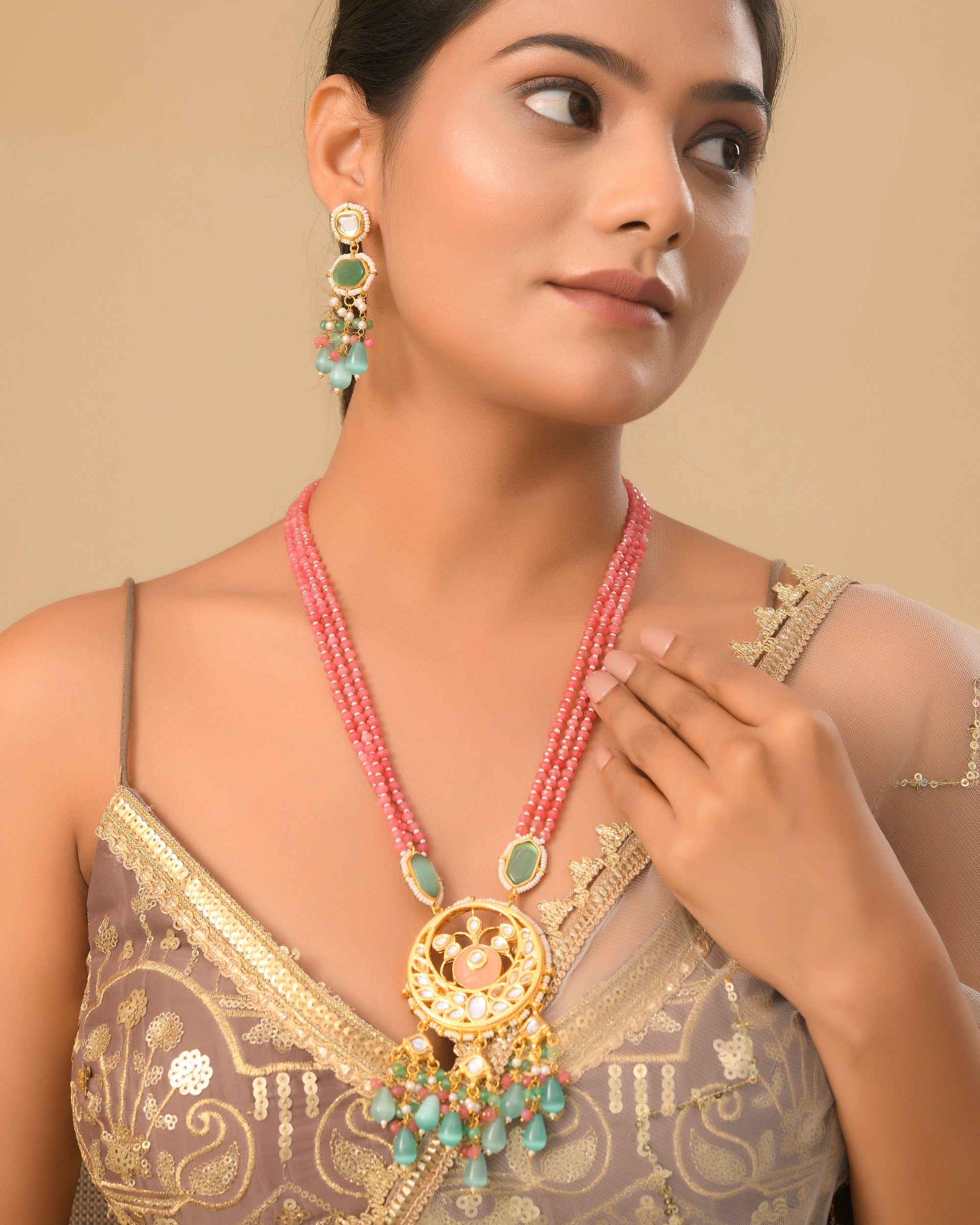 Desiner Necklce