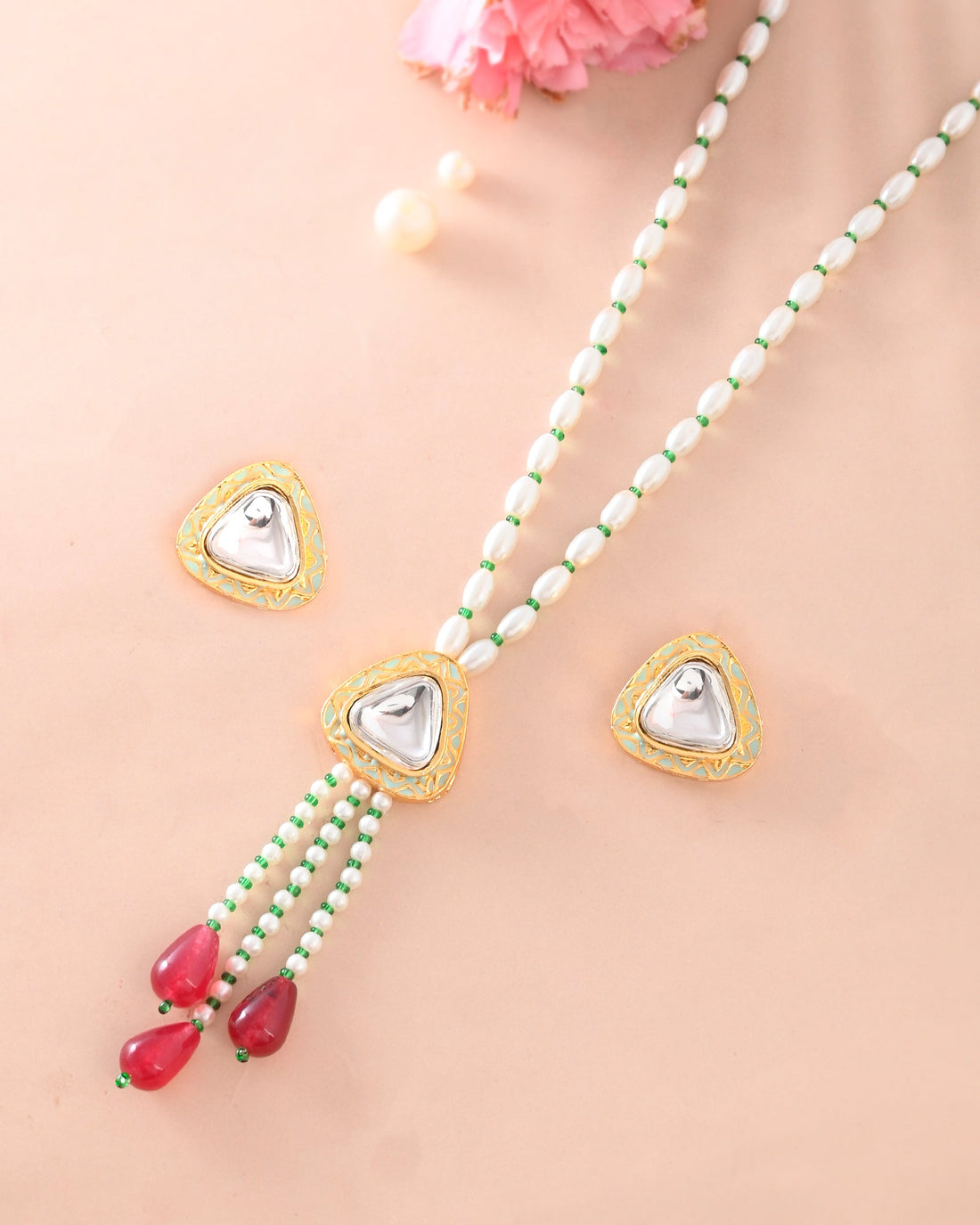 Desiner Necklce