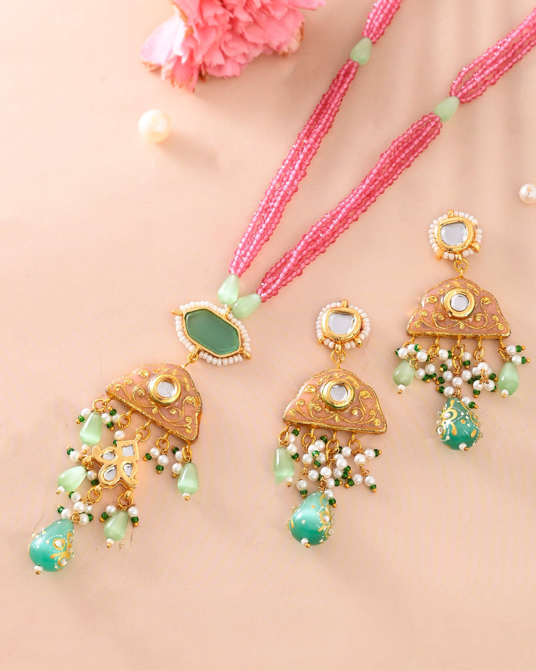 Desiner Necklce