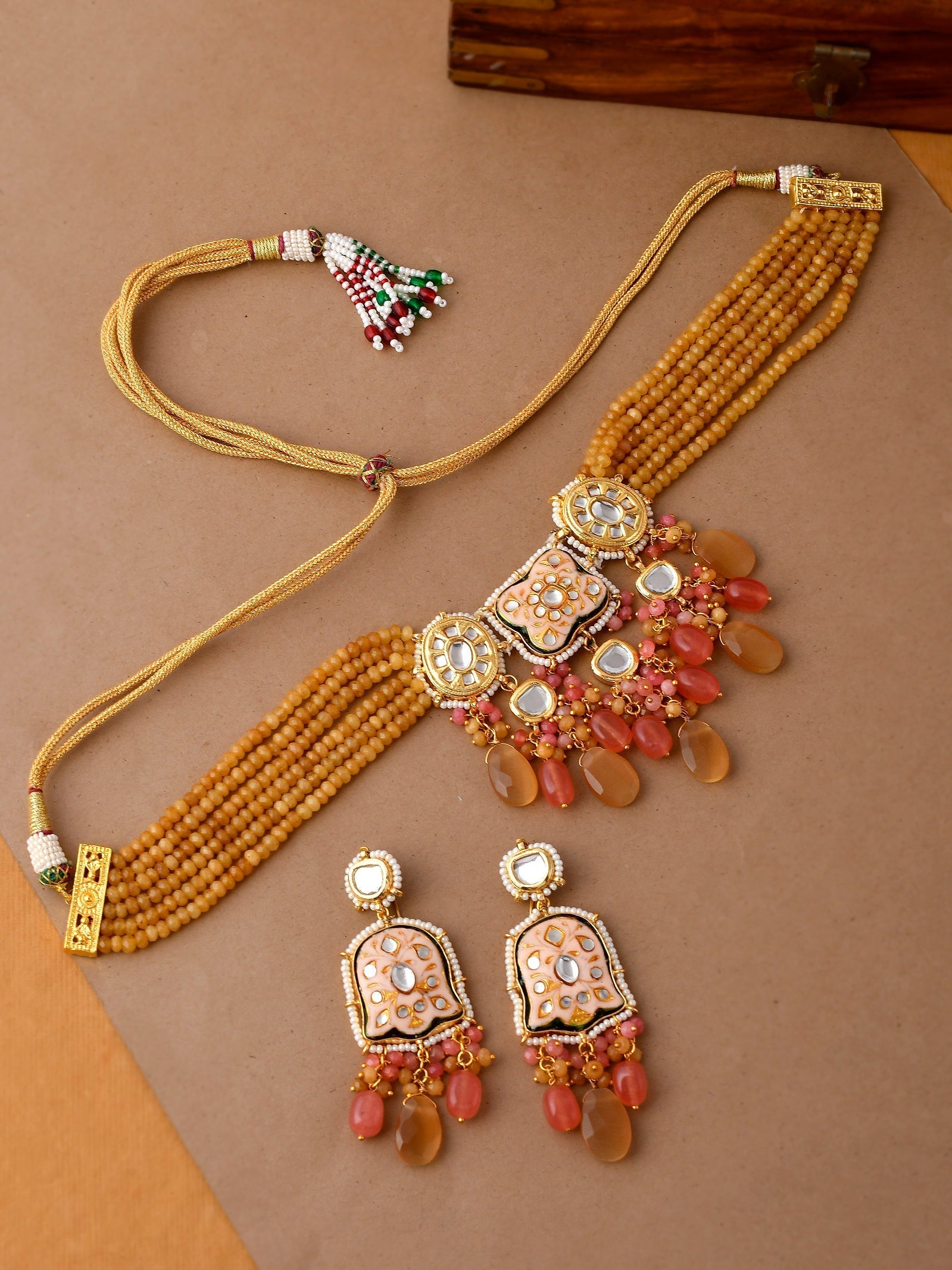 Dastoor Adorable Casual Necklace Set