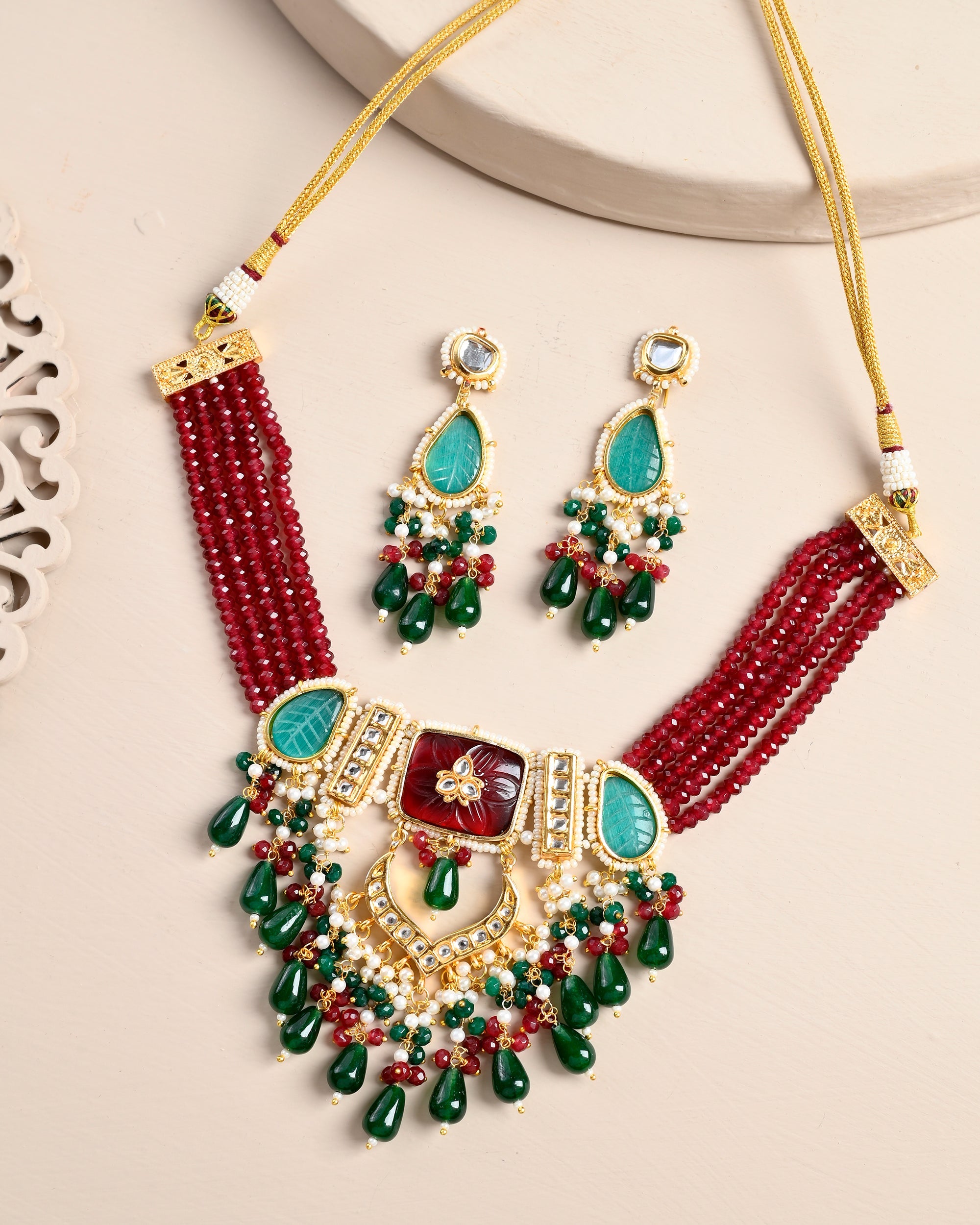 Desiner Necklce
