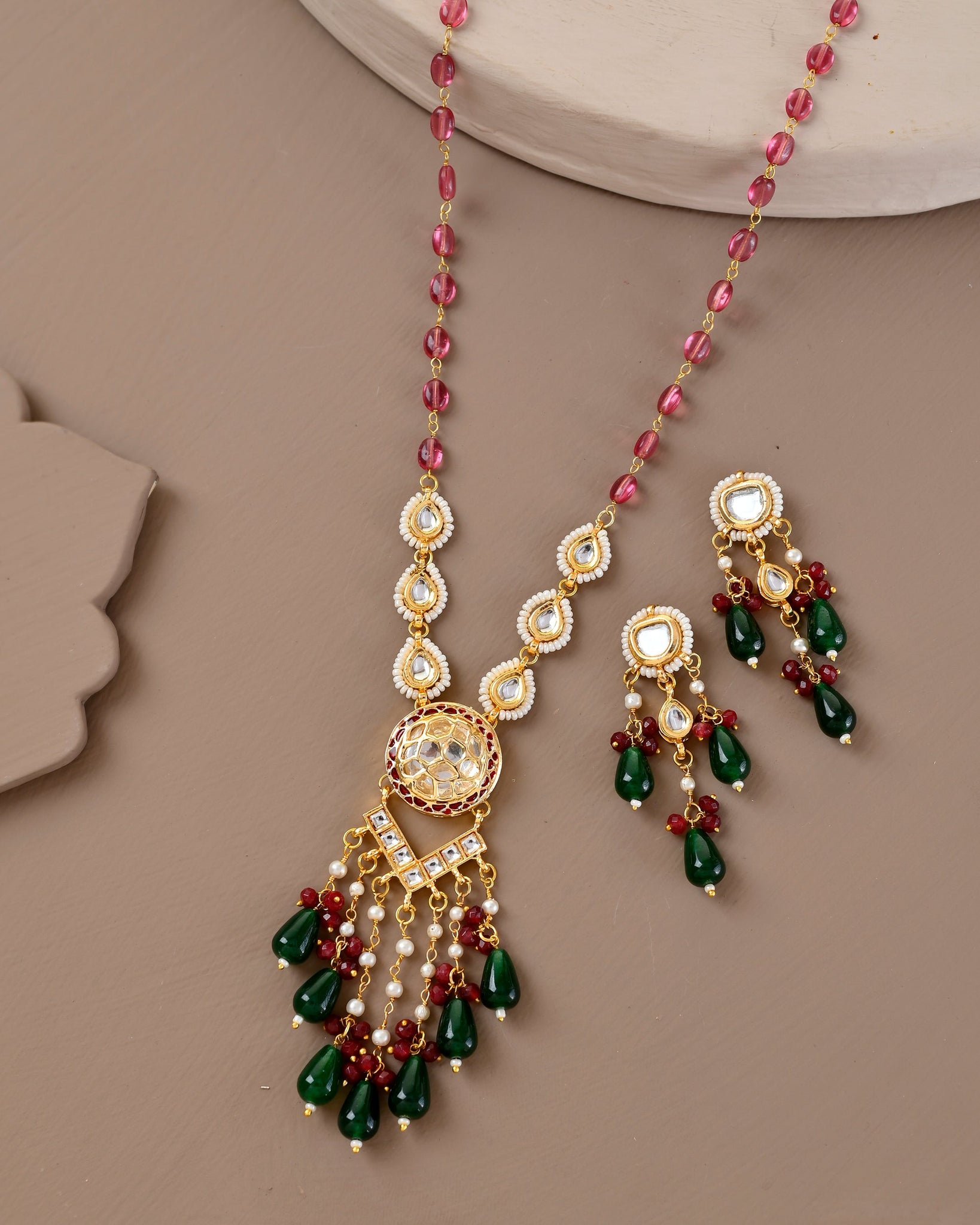 Desiner Necklce