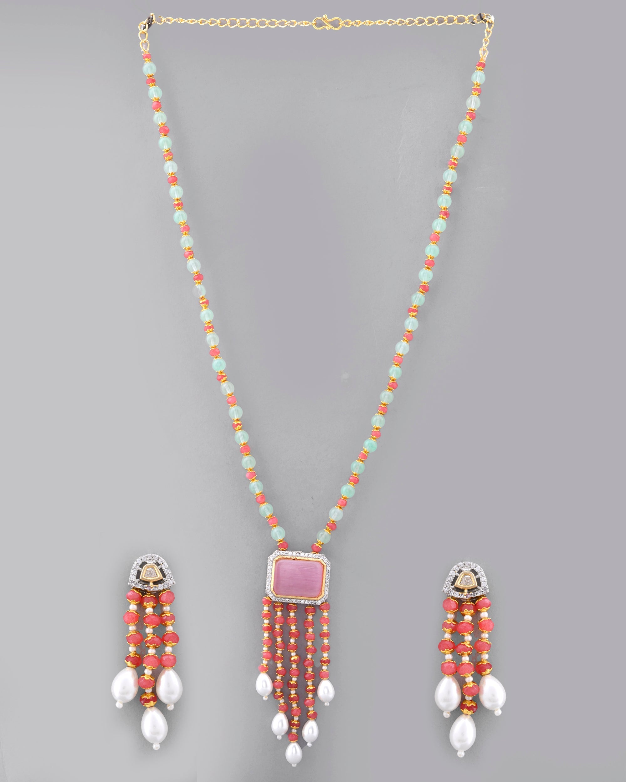 Desiner Necklce