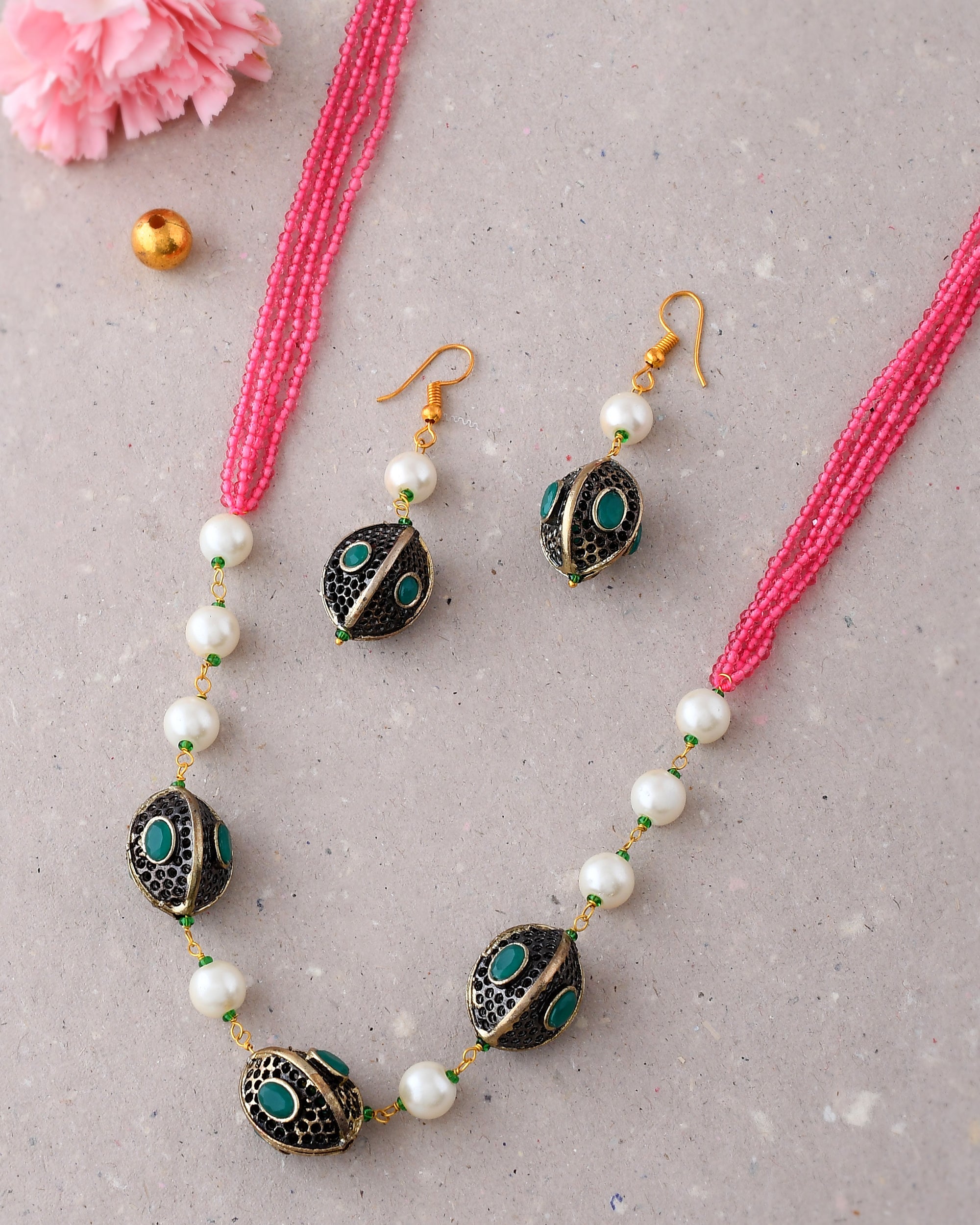 Desiner Necklce