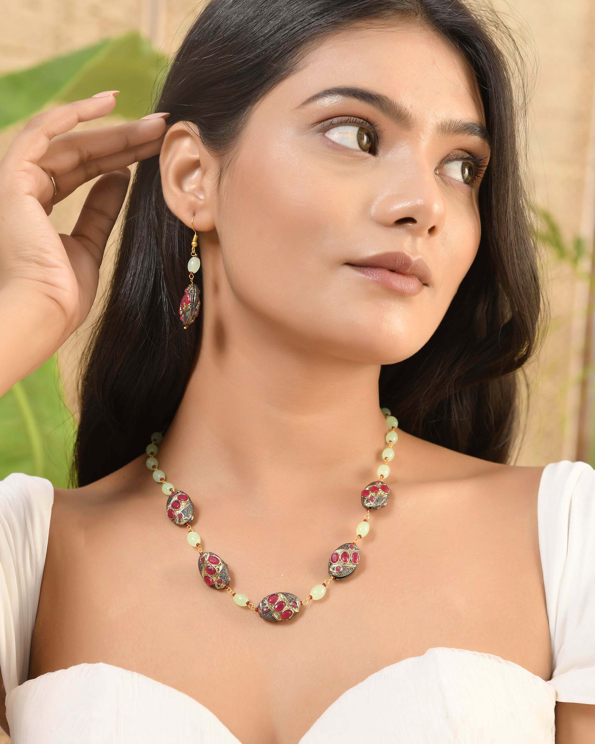 Desiner Necklce