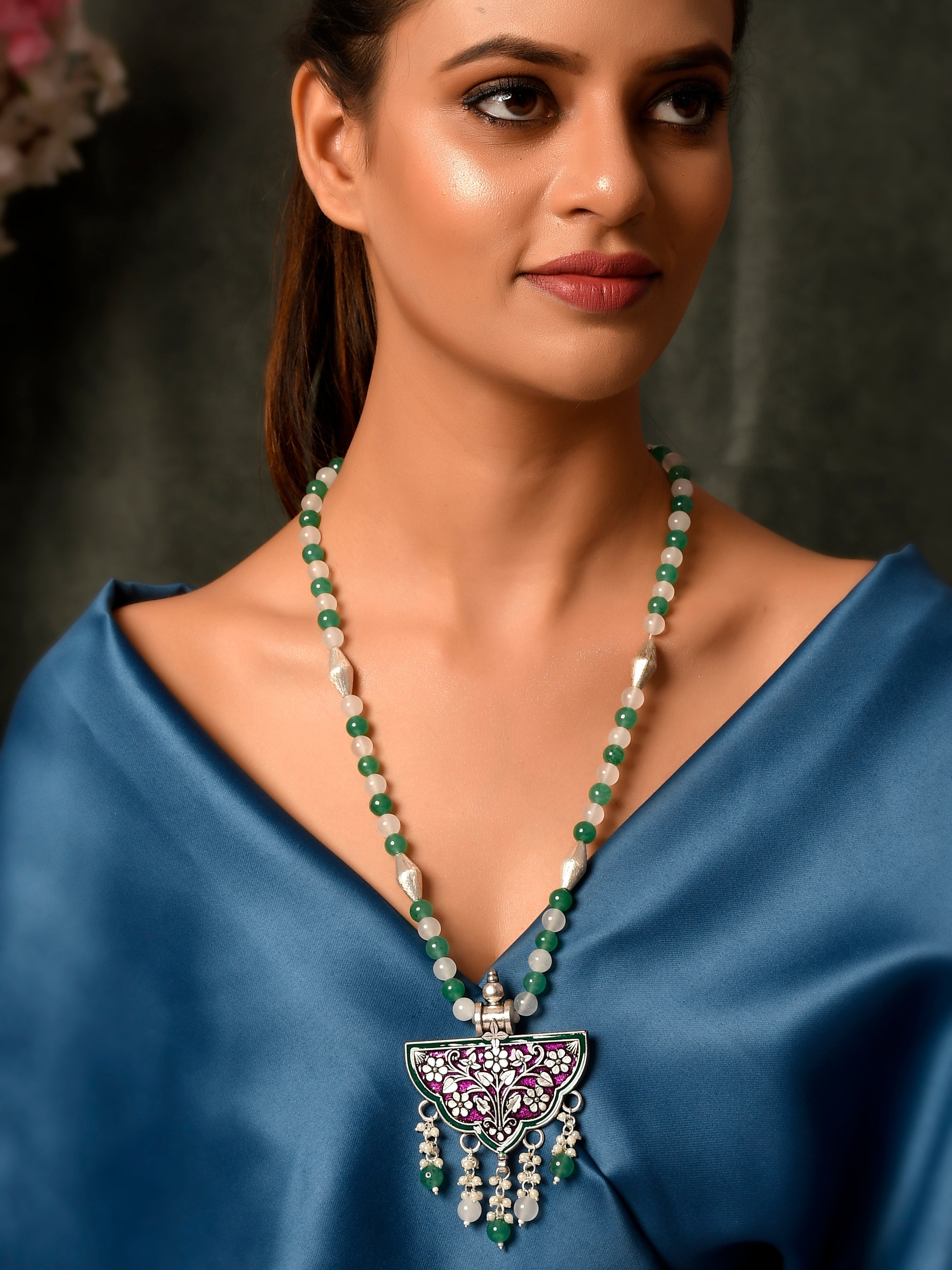 Dastoor Green  White Brass Silver-Plated Necklace