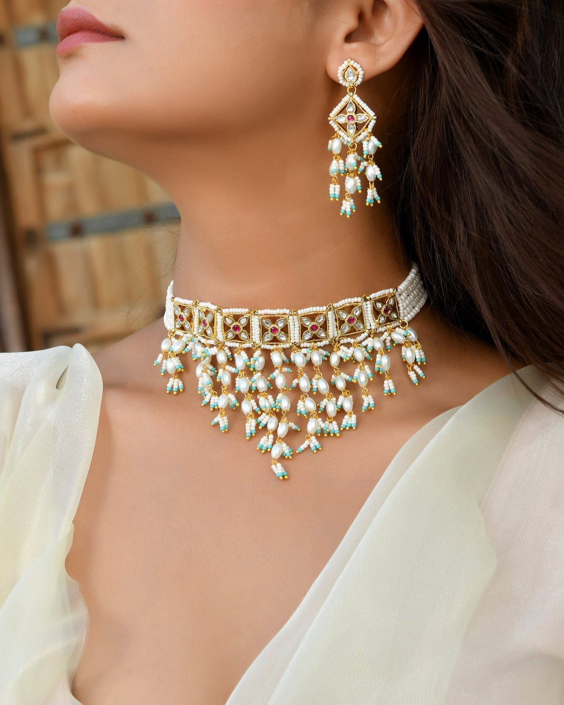 Golden Pachhi Kundan Touch
