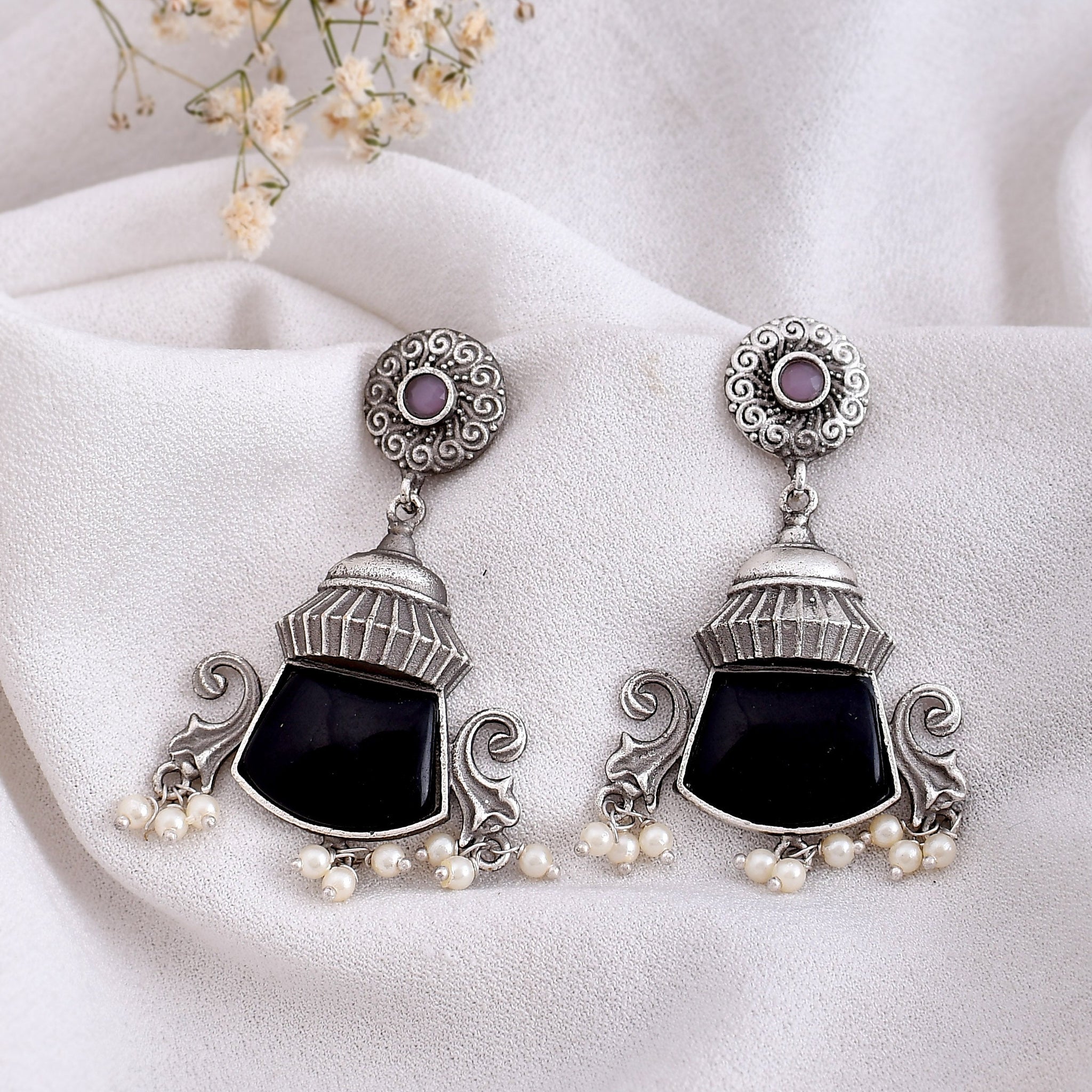 Midnight Noir Oxide Earring