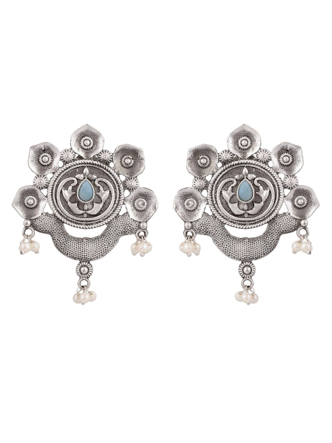 Graceful Gleam Studs
