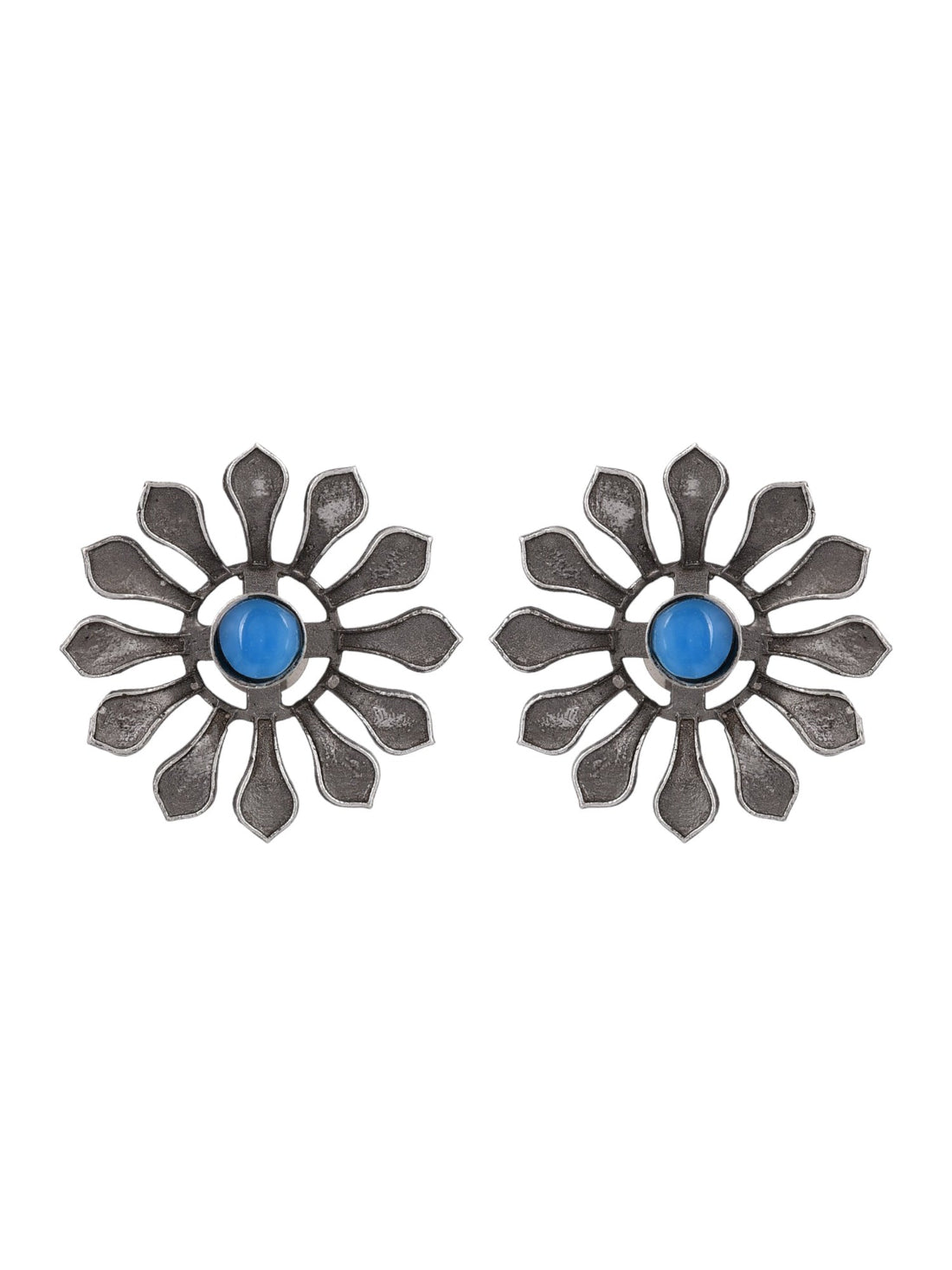 Midnight Lily Earring