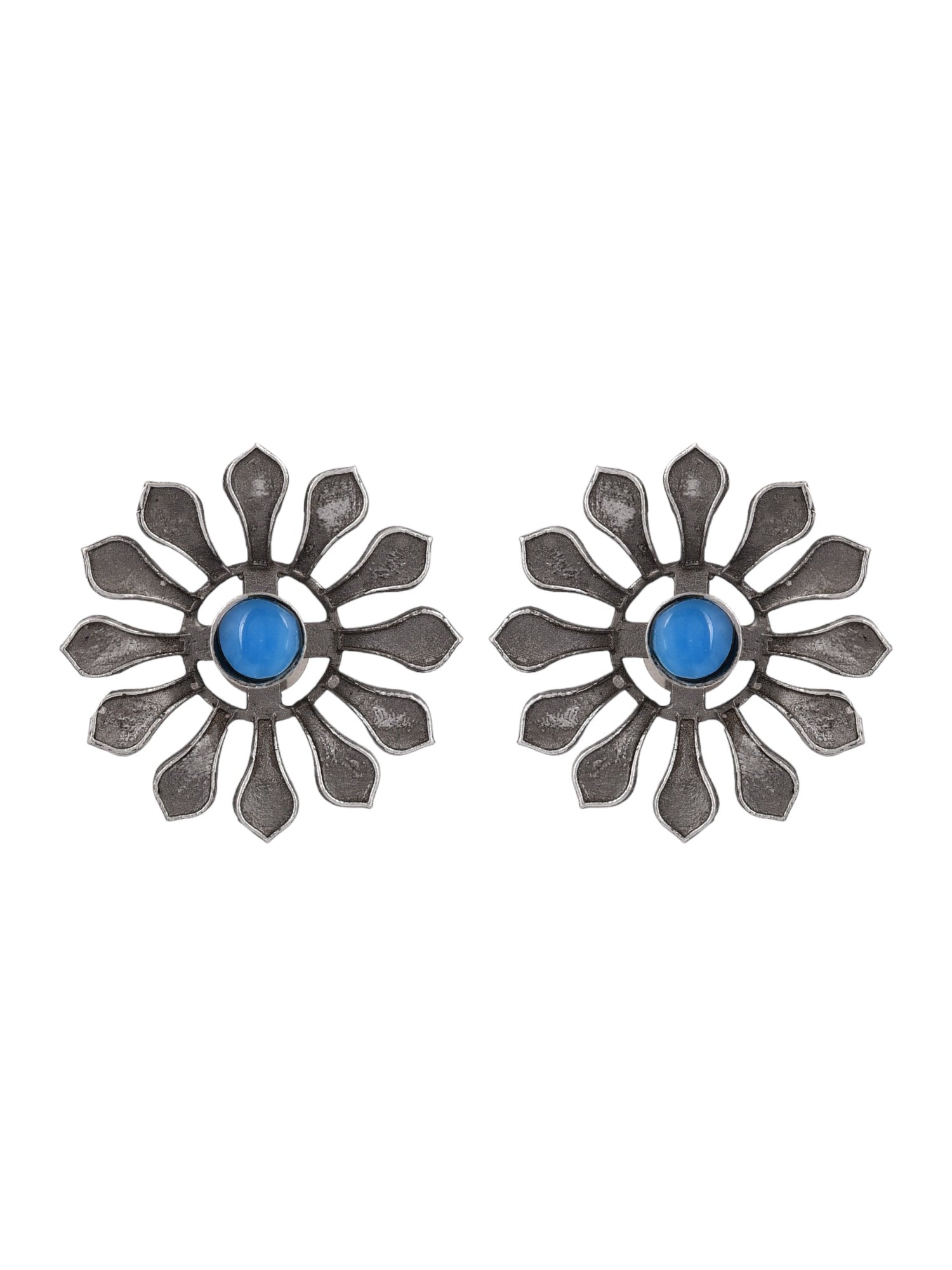 Midnight Lily Earring