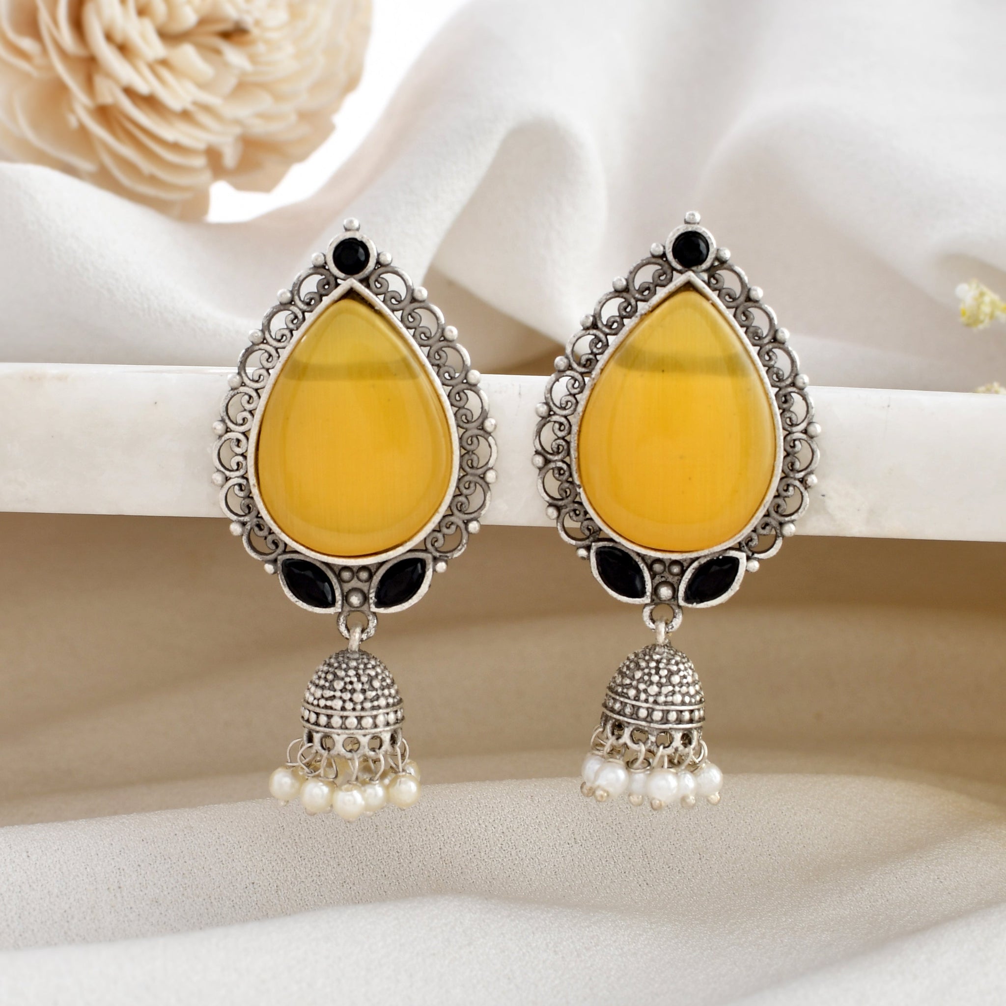 Lemon Light Studs