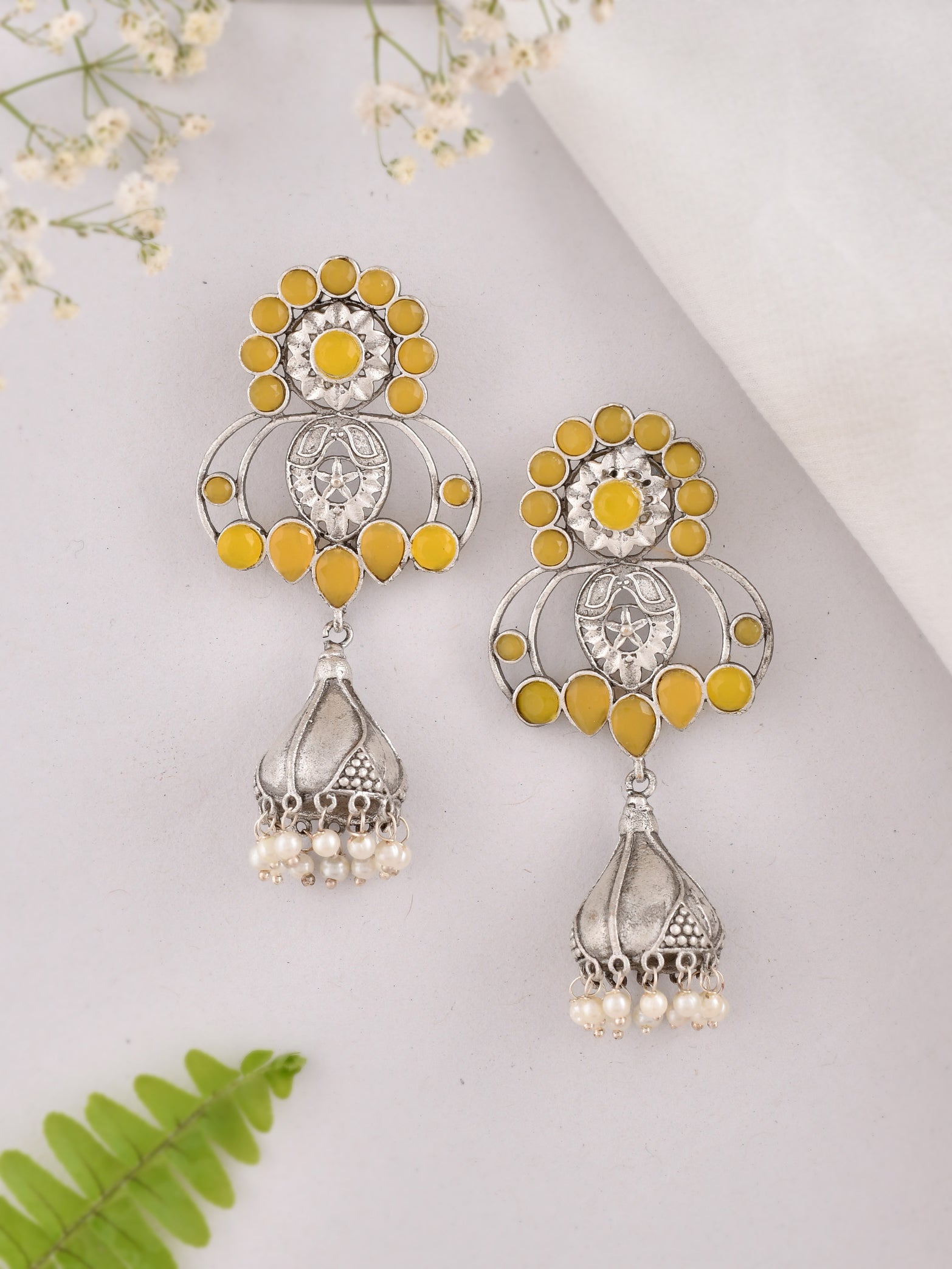 Amber Aura Jhumki