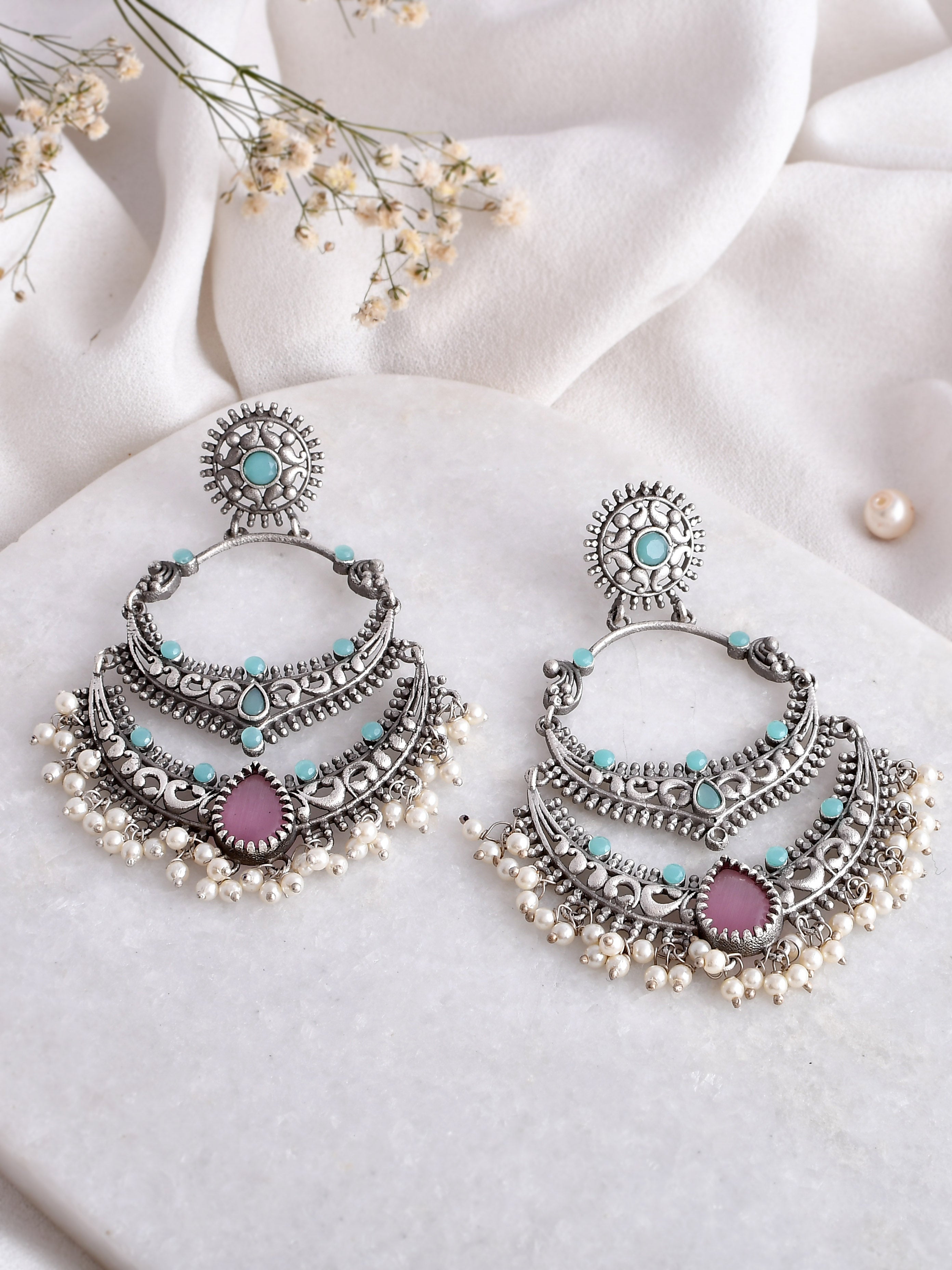 Classic Crafts Earring