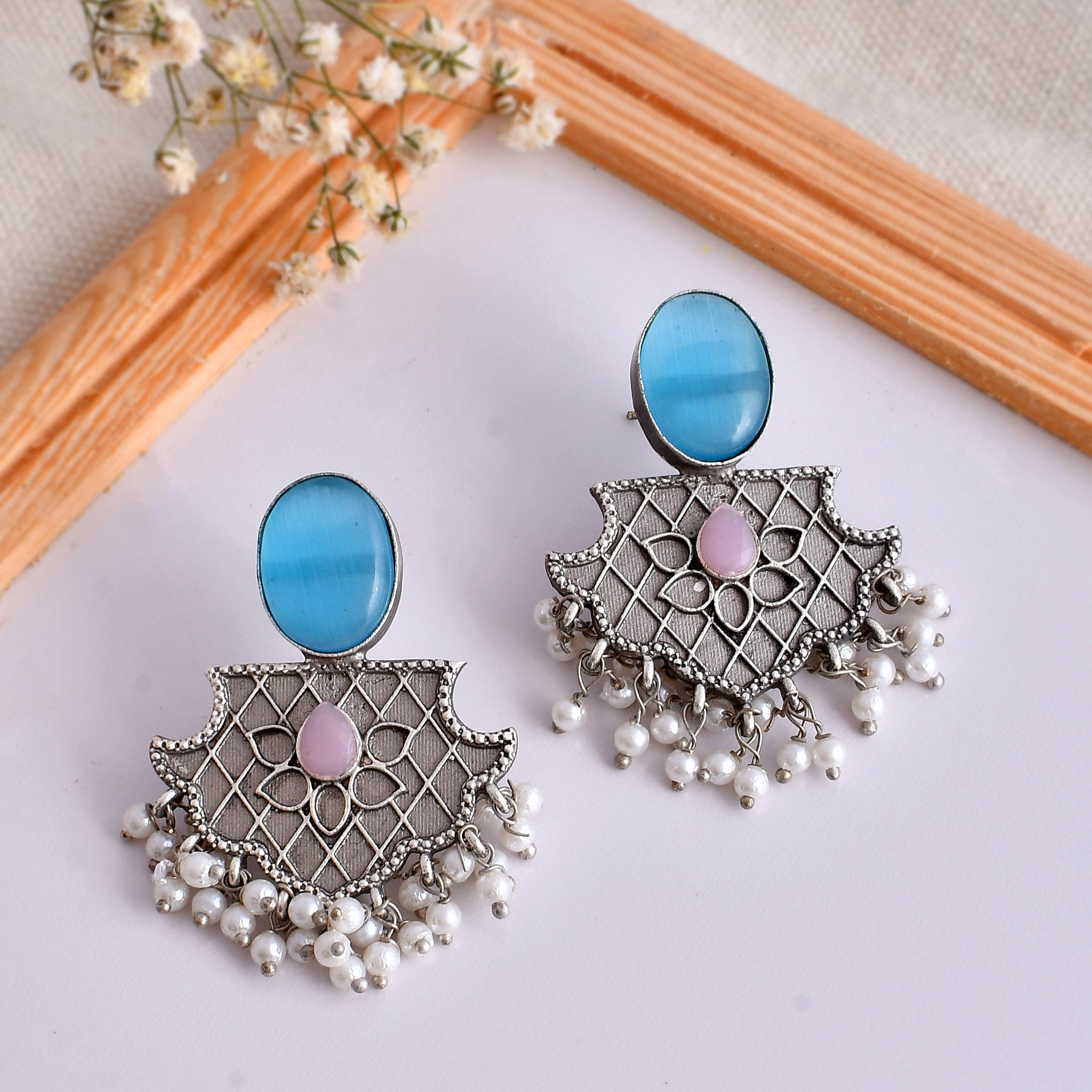 Mossy Marvels Earring
