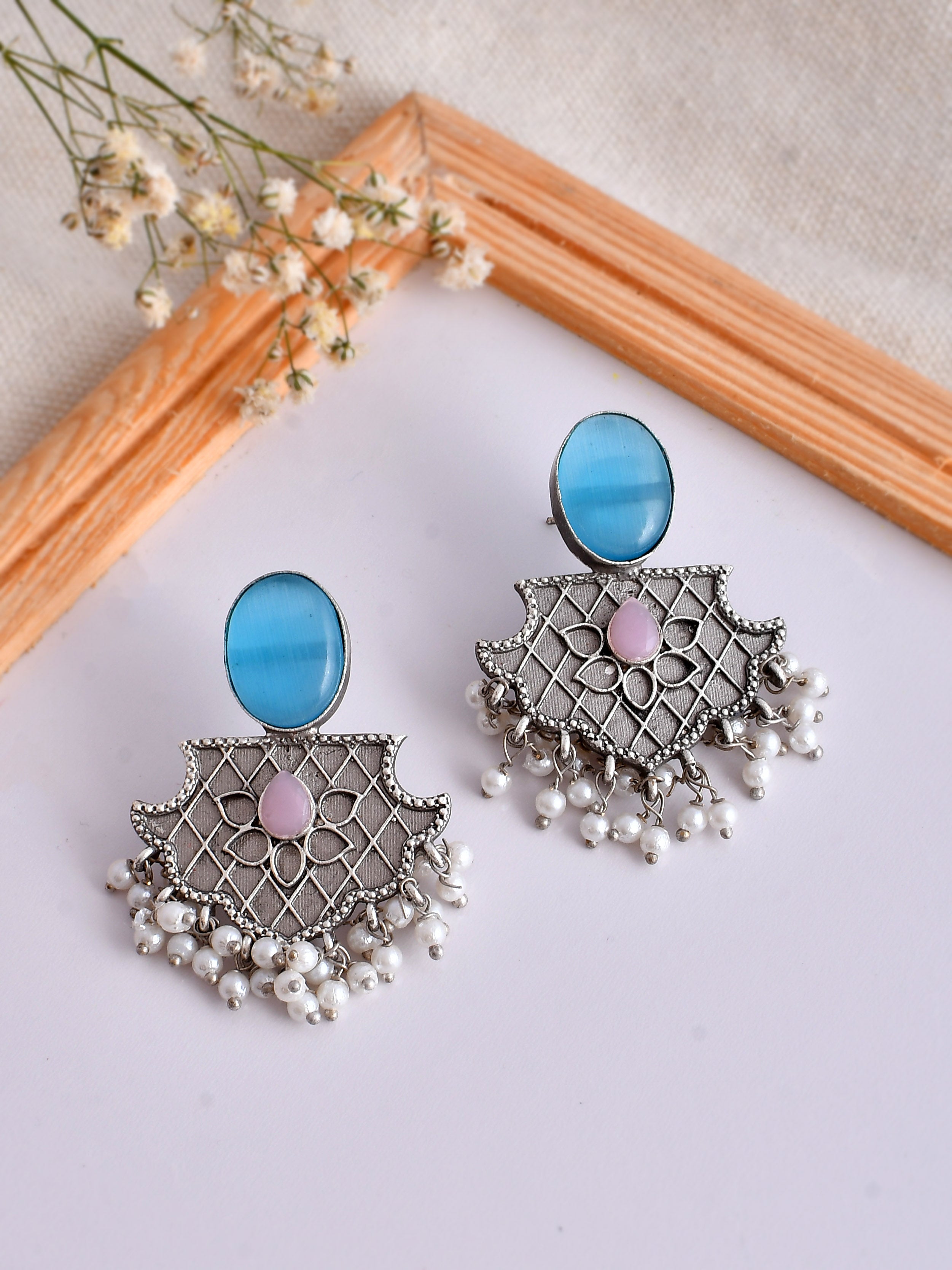 Mossy Marvels Earring
