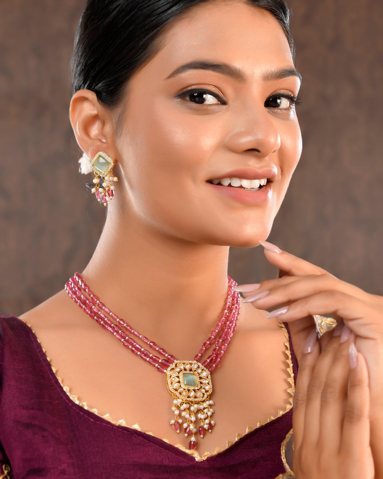 Desiner Necklce