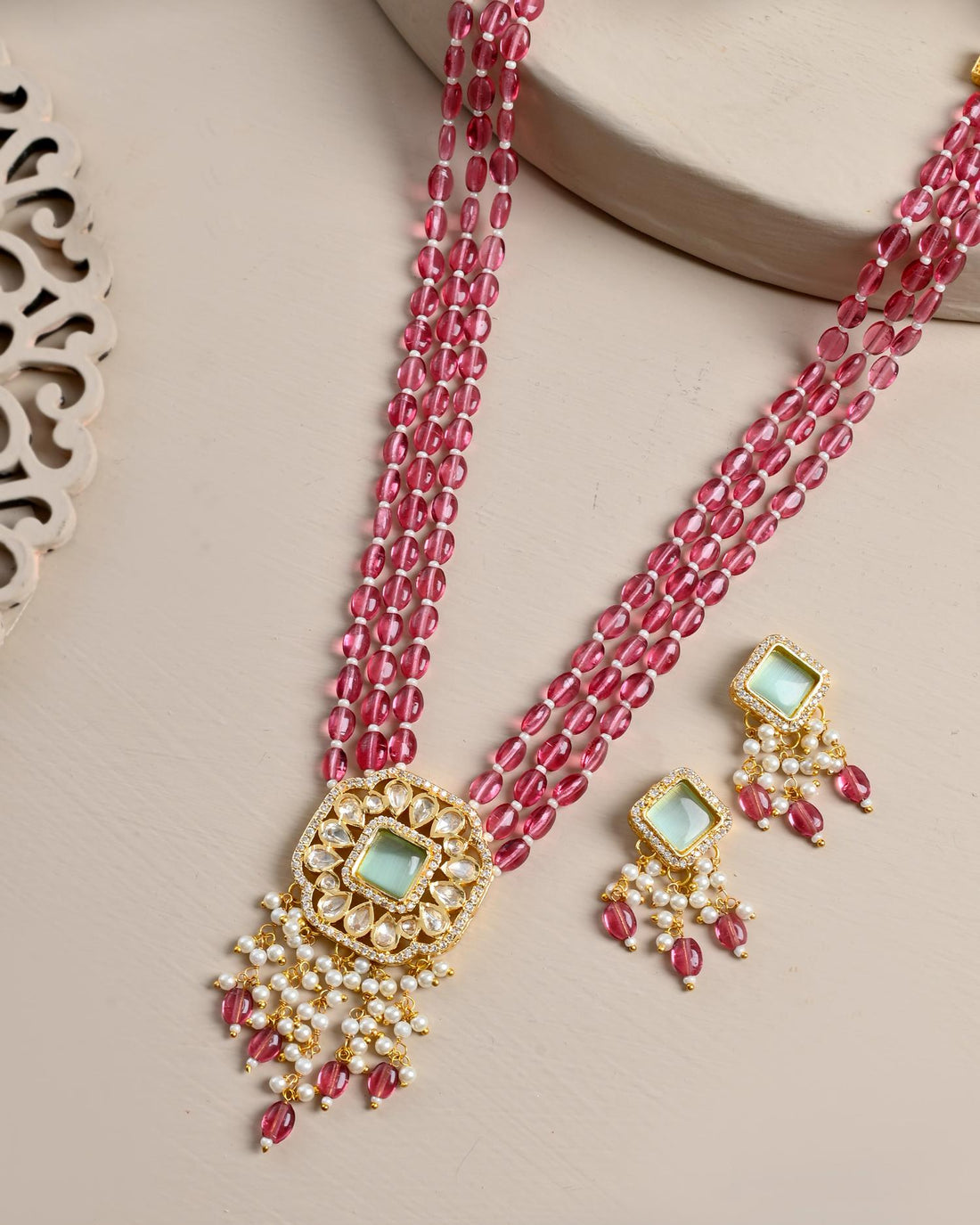 Desiner Necklce